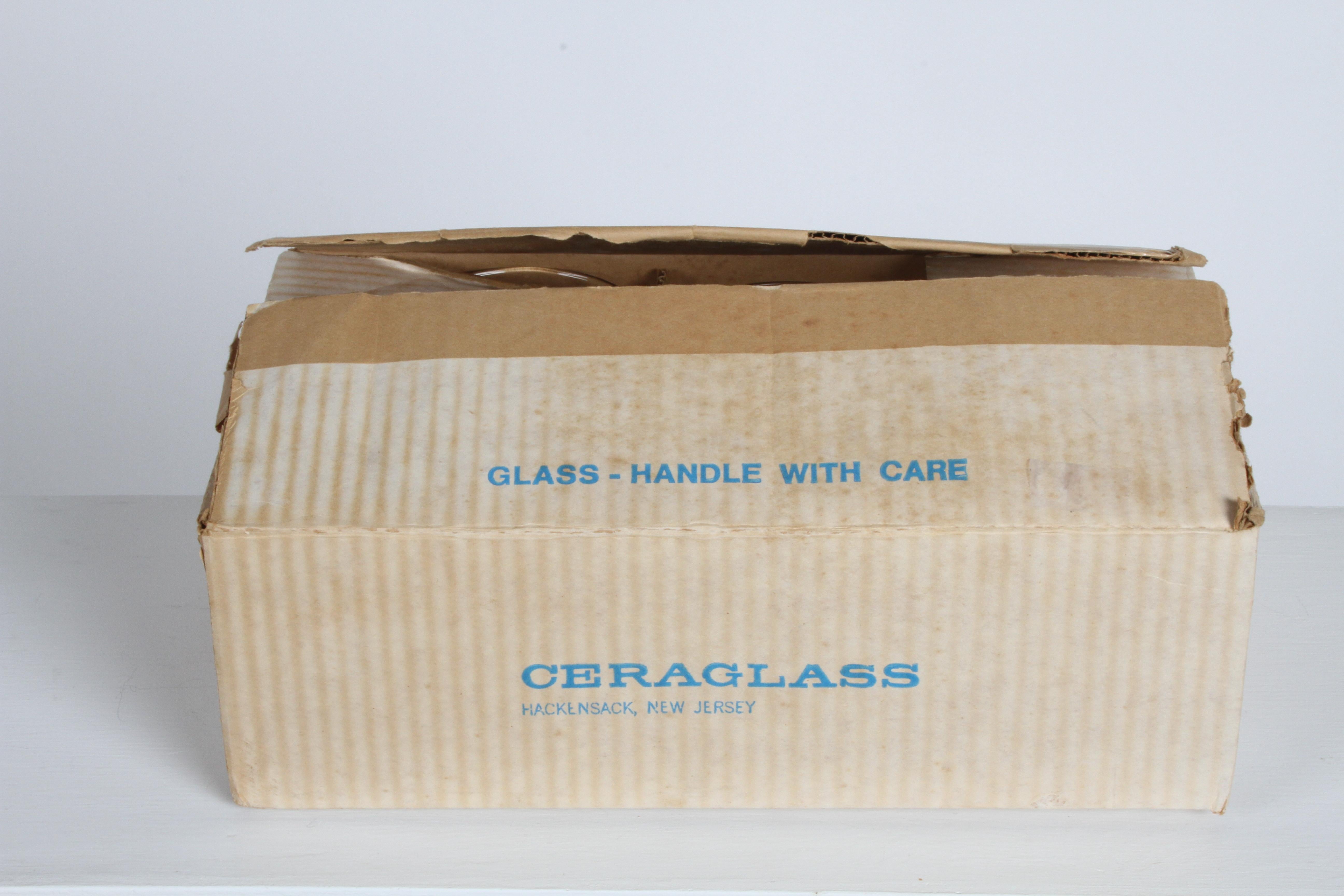 New in box, unused vintage set of Cera's 