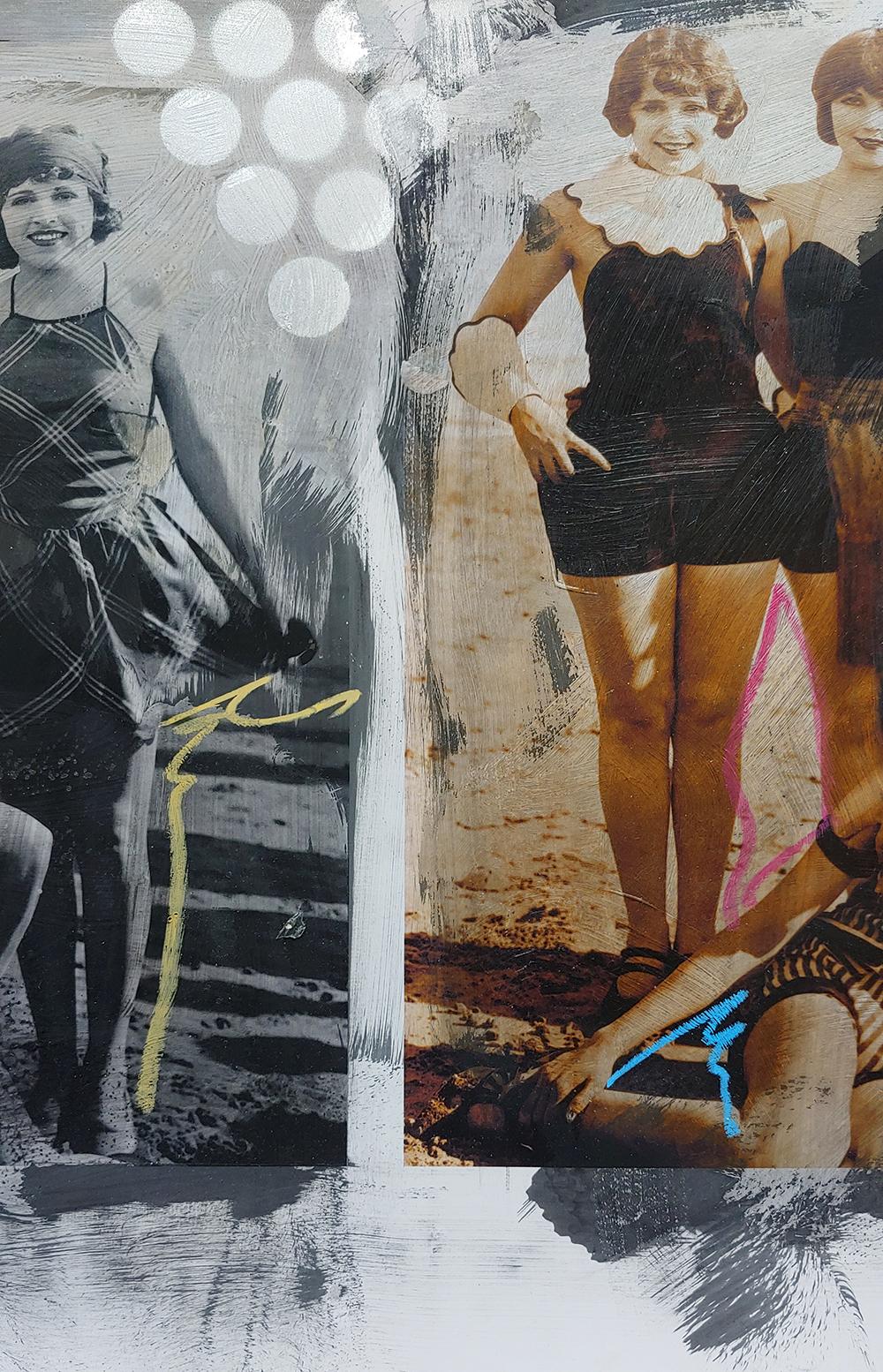 « VINTAGE BATHING BEAUties »  Peinture à l'huile, acrylique, peinture à l'huile en spray avec photographie en vente 6