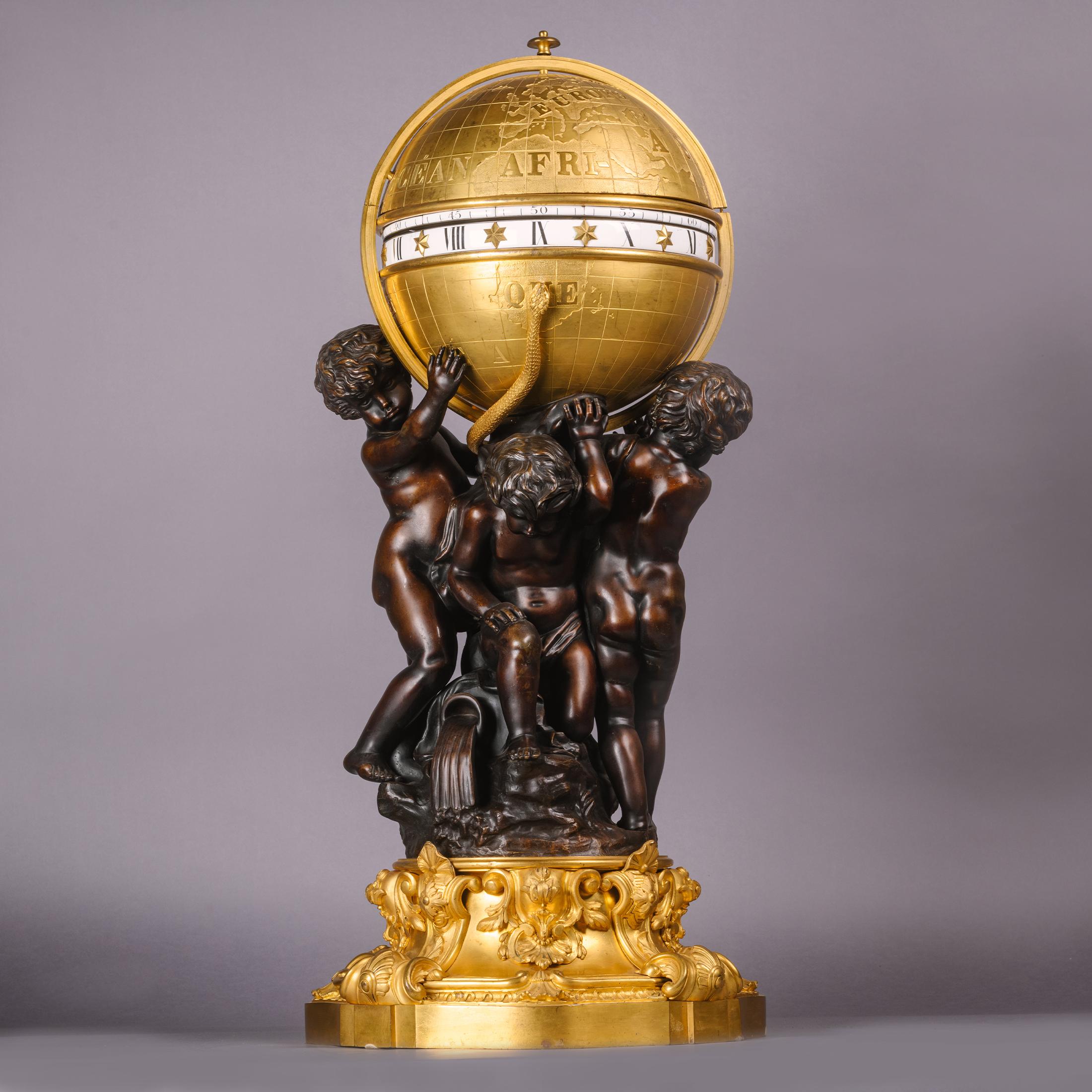 Rare et exceptionnelle horloge monumentale en bronze patiné et doré, Cercles Tournants, Garniture, par Deniere, Paris. 

La plaque arrière est signée 