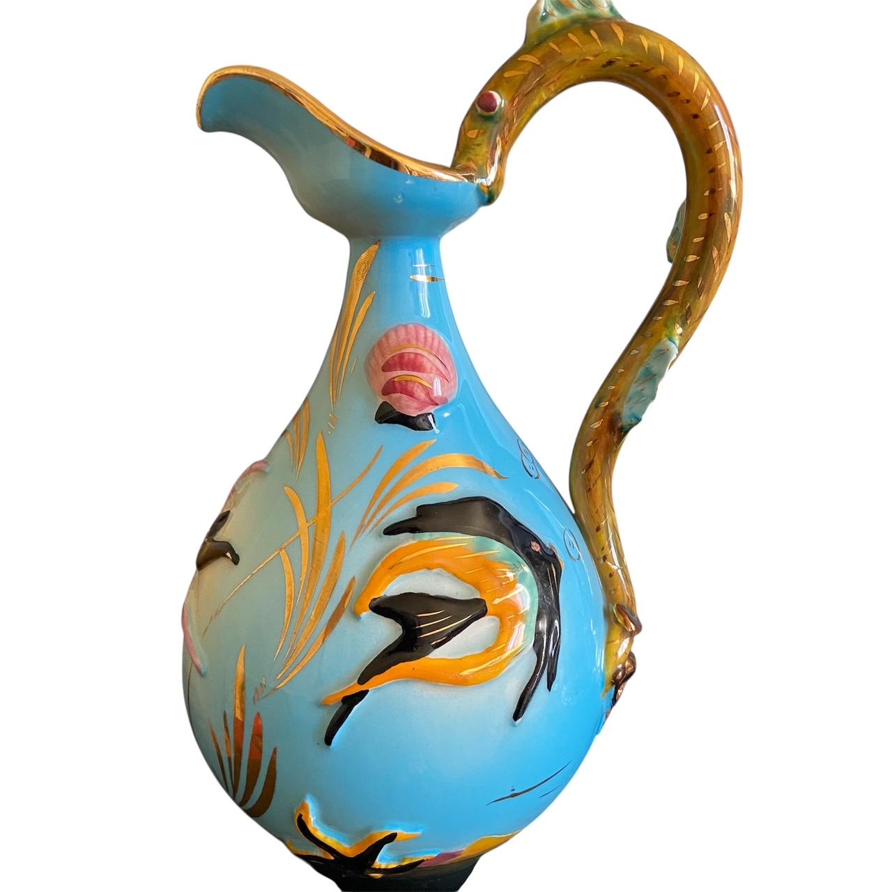 Ceramics of Monaco: this generic name covers many small ceramic factories in the Monaco region. Indeed, the Principality has been renowned for its potters since 1893. But it was the post-war period, 1946 to be precise, that marked the emergence of