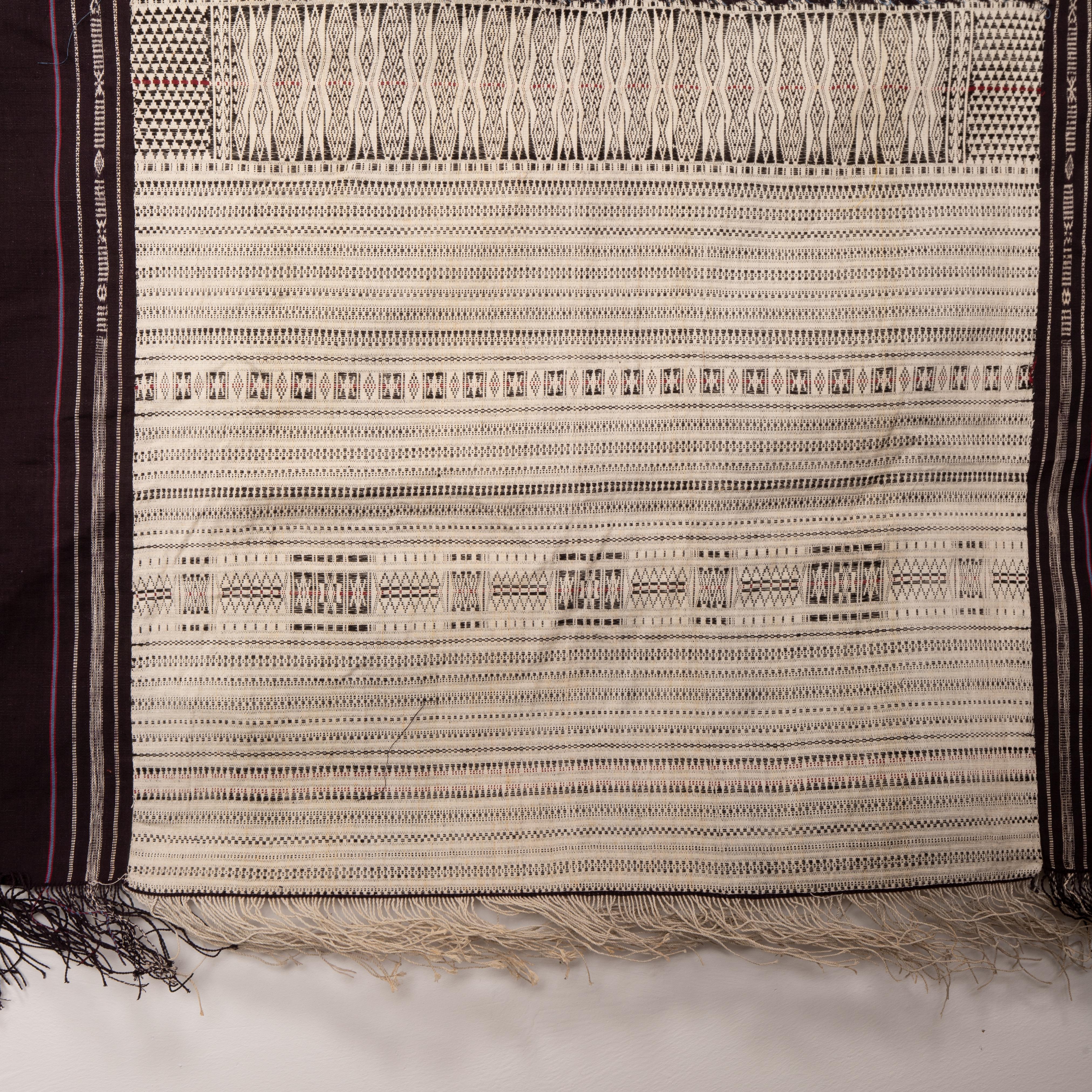 Hand-Woven Ceremonial Batak Textile 'Ragidup', Sumatra, Indonesia Early 20th Century For Sale