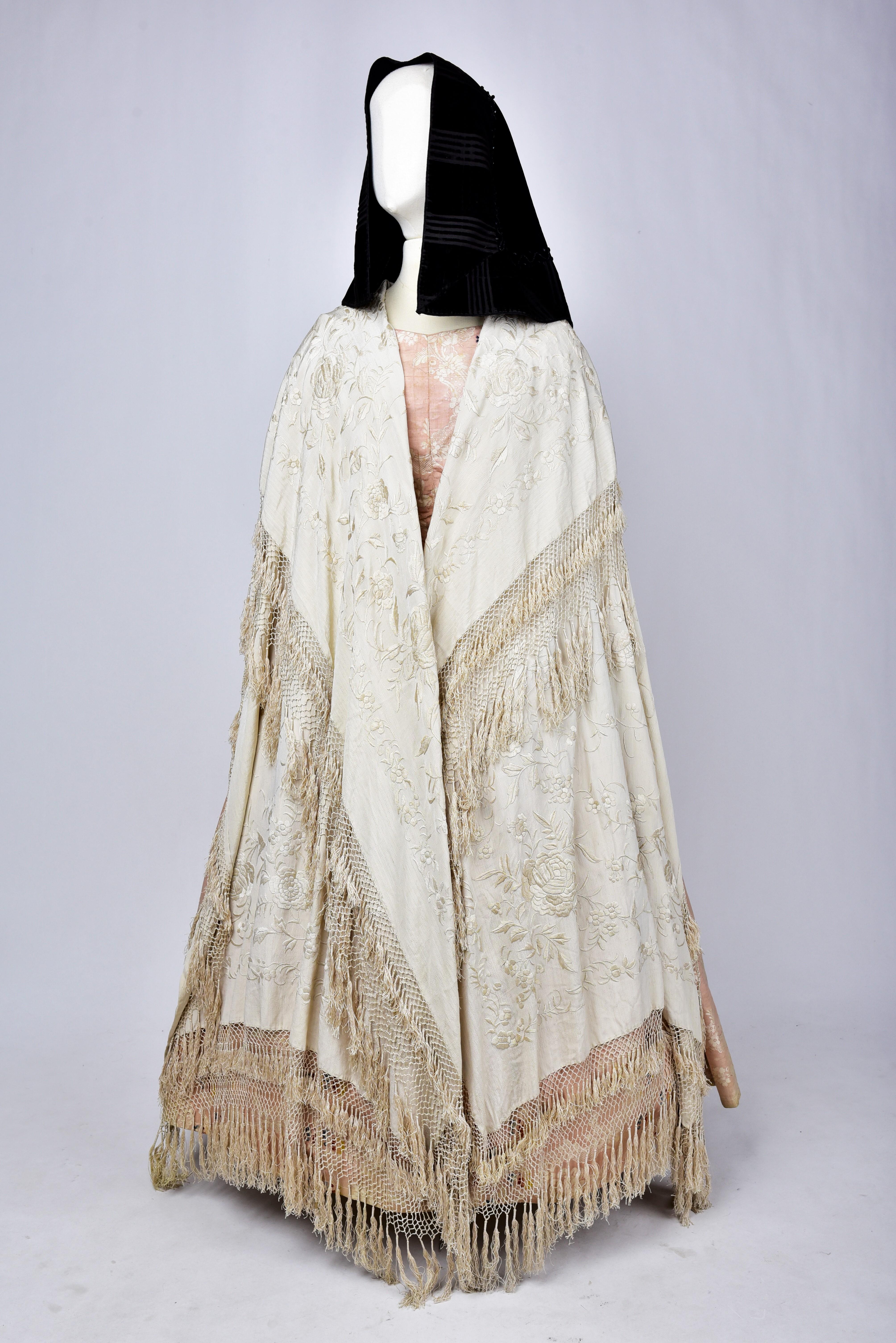 Ceremonial Crinoline Dress, Mantilla and Manilla Shawl - Spain Circa 1860 2