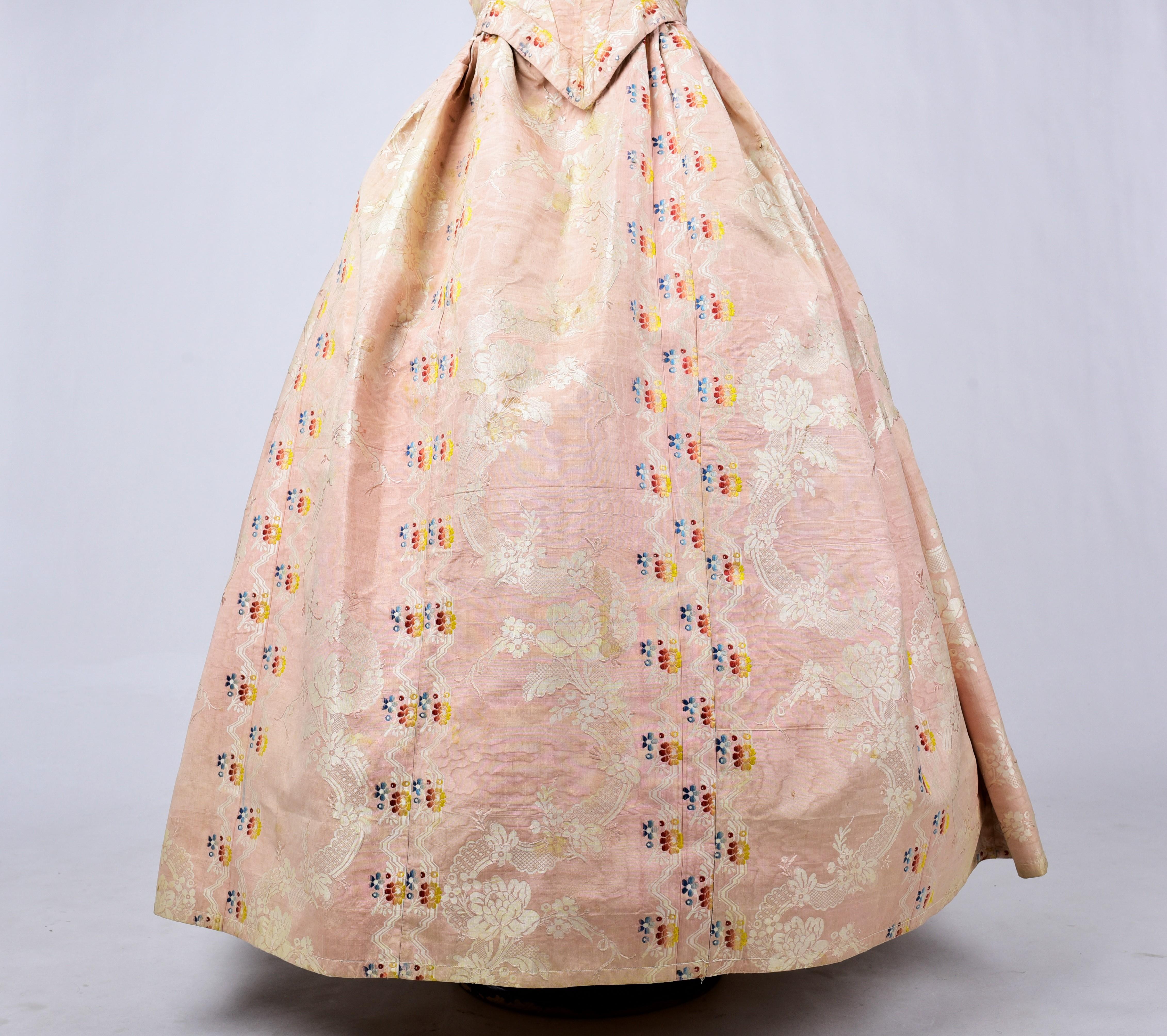 Ceremonial Crinoline Dress, Mantilla and Manilla Shawl - Spain Circa 1860 6