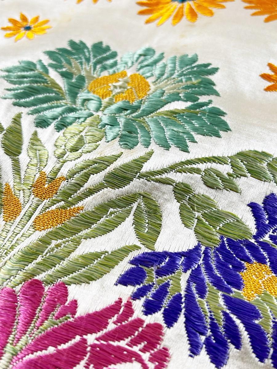 Ceremonial Kaftan In Silk brocaded Lampas From Fez - Morocco Circa 1900-1930 For Sale 6