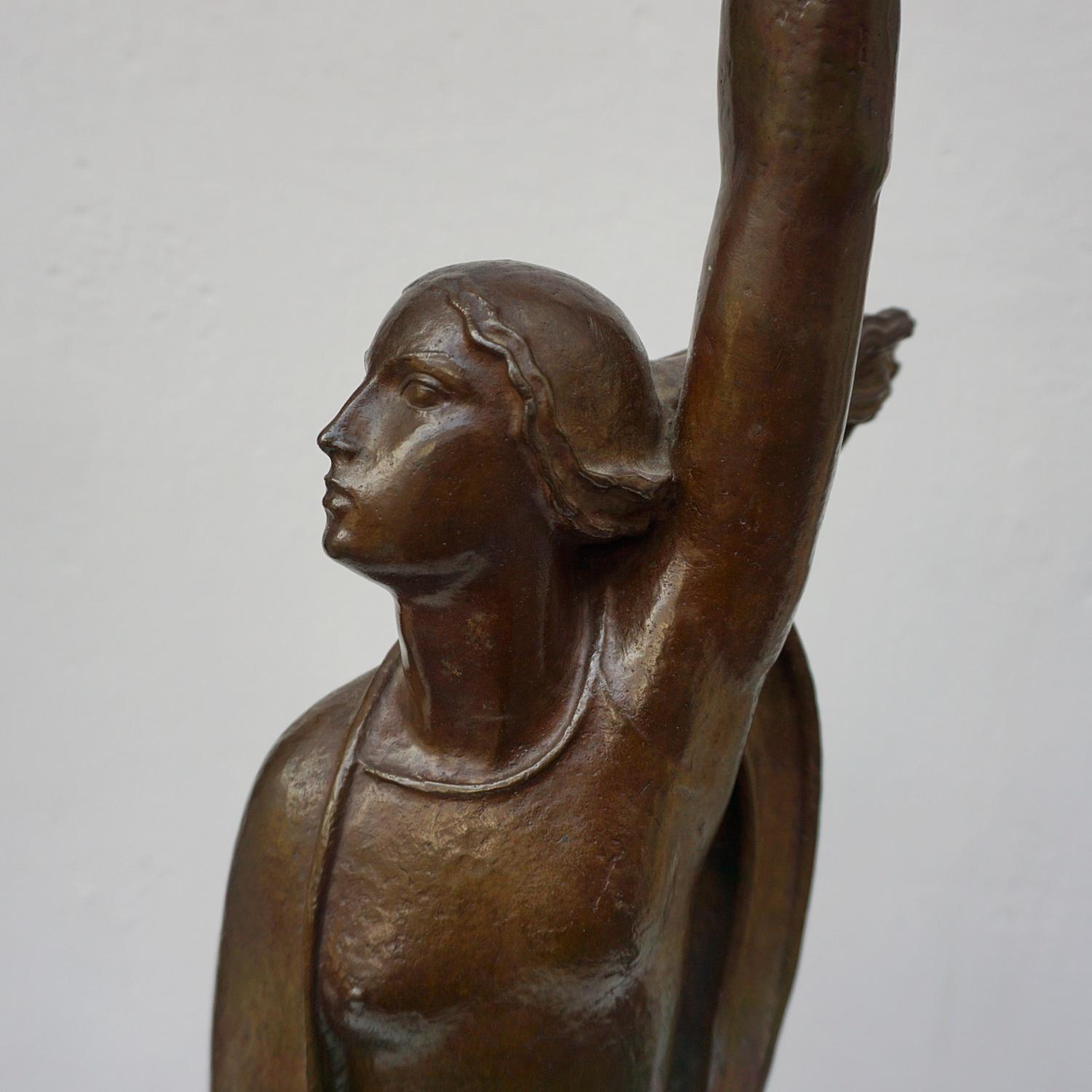 'Ceres' an Art Deco Bronze Sculpture by André Bizette-Lindet In Good Condition For Sale In Forest Row, East Sussex