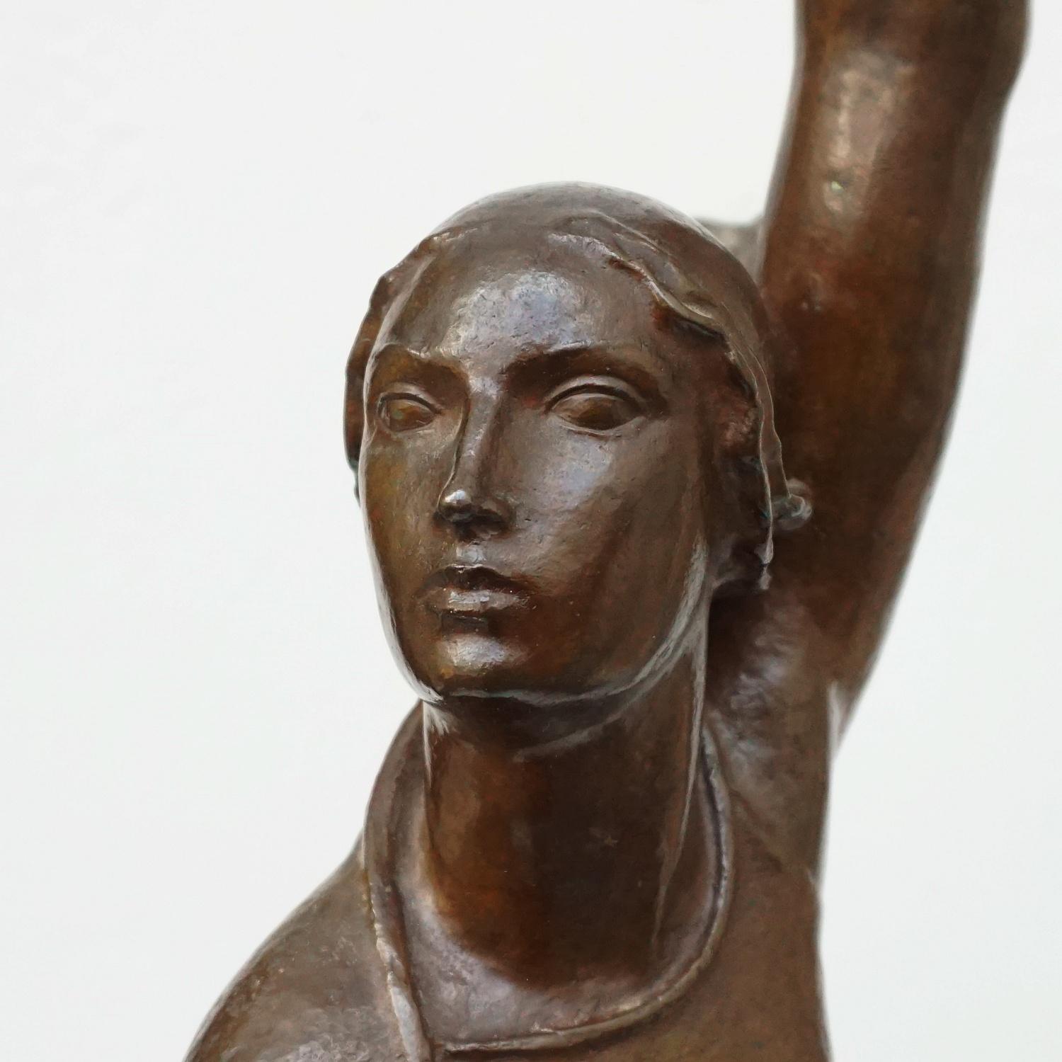 'Ceres' an Art Deco Bronze Sculpture by André Bizette-Lindet For Sale 1
