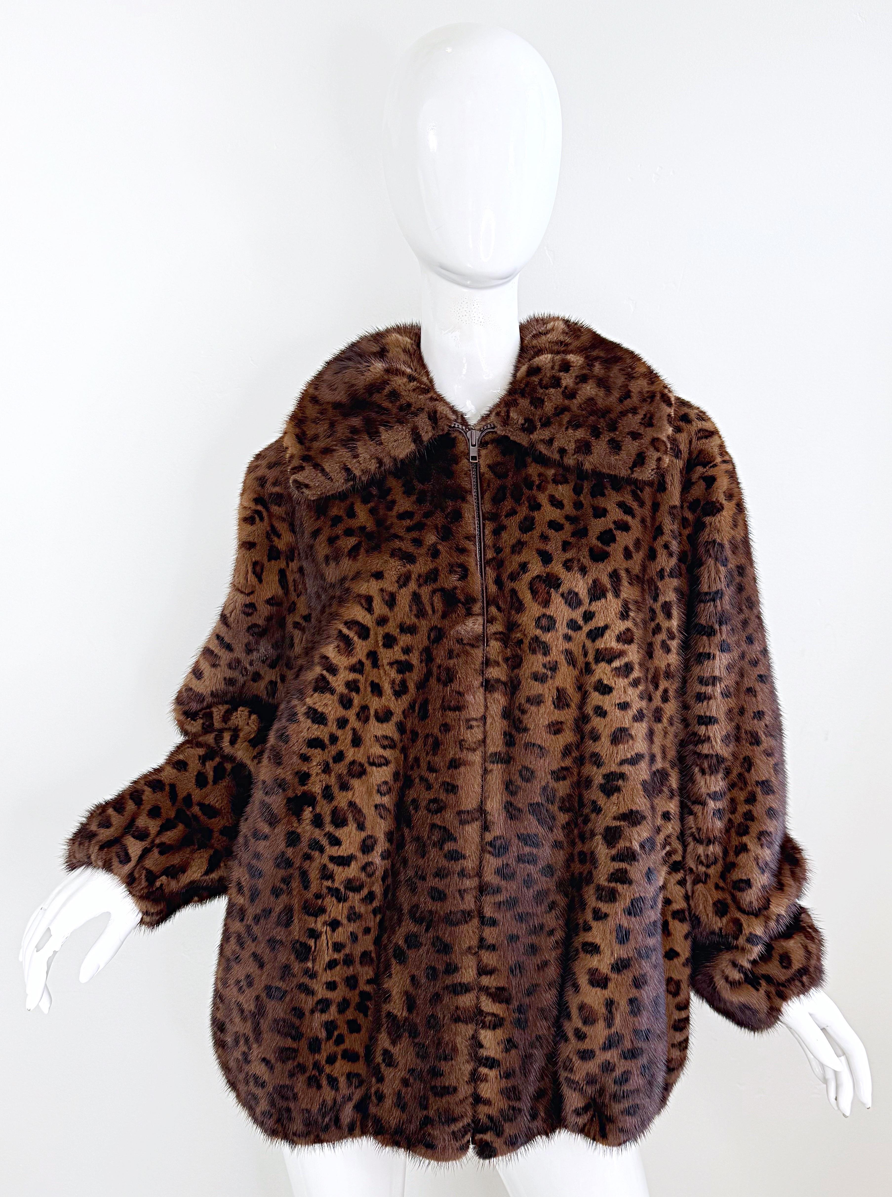 Fabulous chic 1980s Furs by  Ceresnie & Offen leopard / cheetah animal print mink fur jacket ! Oversized bomber jacket fit. Zipper up the front, with pockets at each side of the waist. Fully lined. Exceptionally well made, with the finest of pelts.