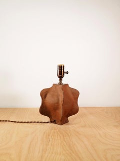 Lampada Cereus (Small) di Nanis Goods Lampada contemporanea in ceramica a forma di cactus