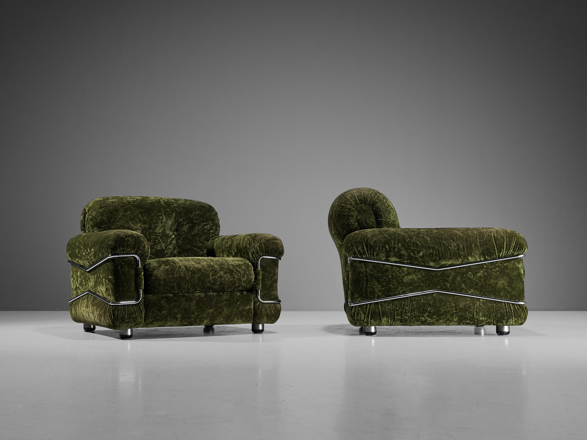 Ceriotti Italia, pair of 'Pompon' lounge chairs, velvet, chrome, plastic, Italy, 1970s

Wonderfully soft and bulky lounge chairs made by the manufacturer Cetiotti Italia in the 1970s. The partially tufted dark green velvet upholstery stands out very