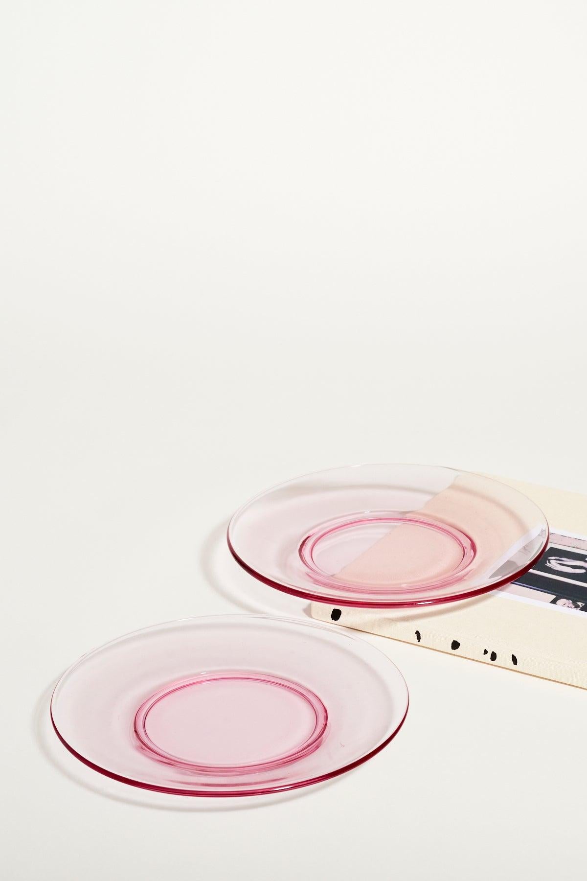 Cerise Pink Mid-Century Glass Plates Set of Two In Good Condition For Sale In New York, NY