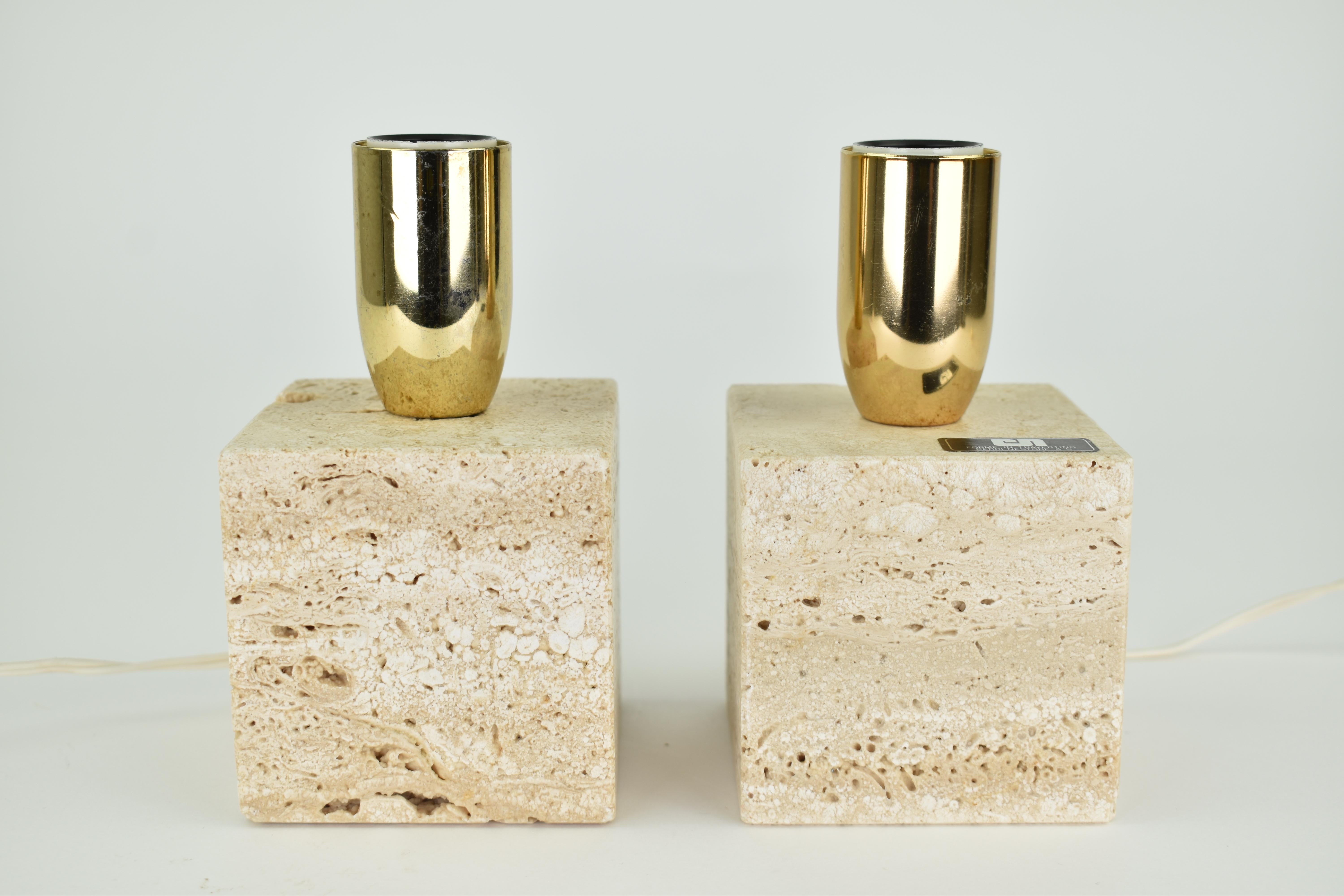 Cerri Nestore & C. Set of Travertine Table Lights, Italy 1970s For Sale 5