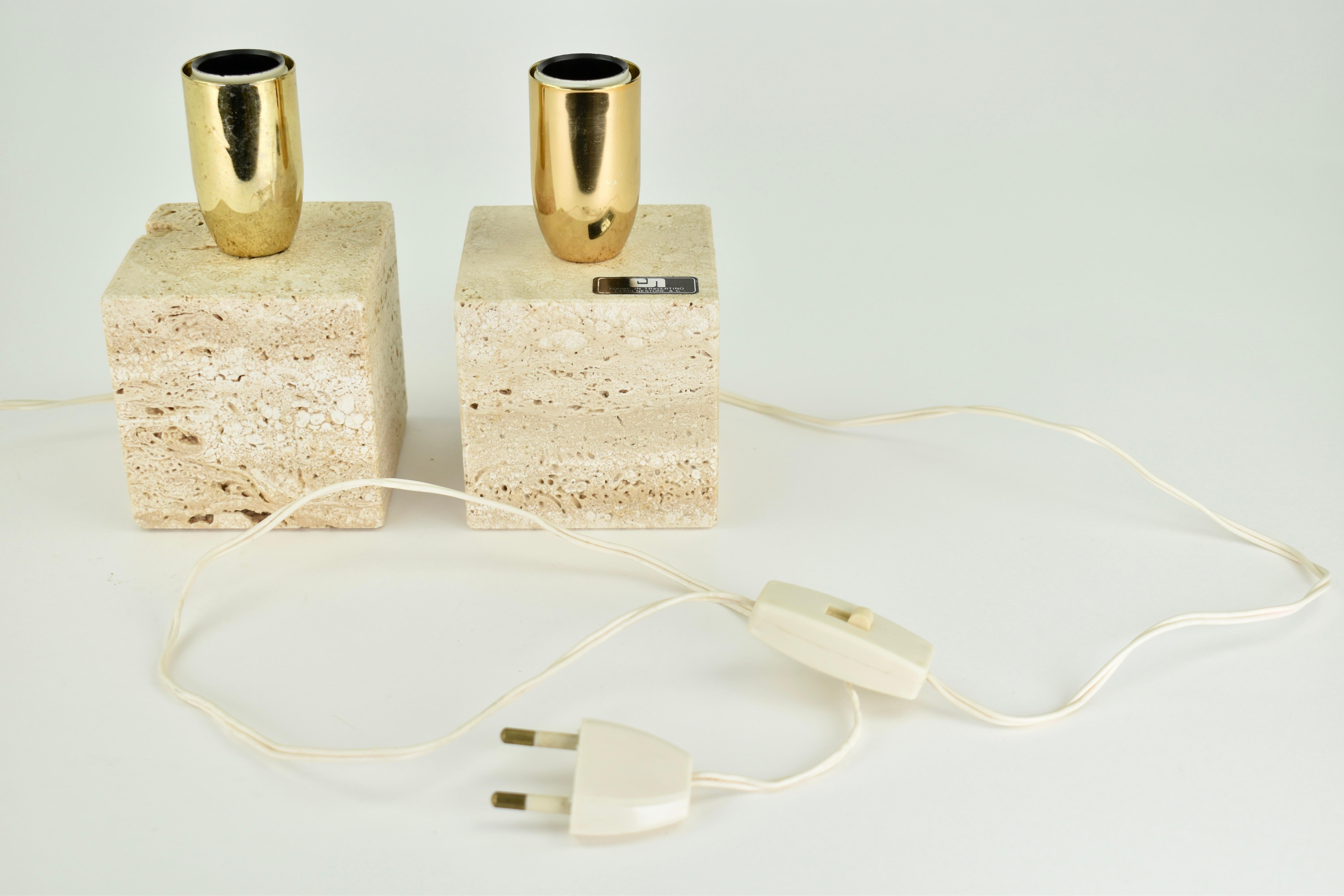 Cerri Nestore & C. Set of Travertine Table Lights, Italy 1970s For Sale 6