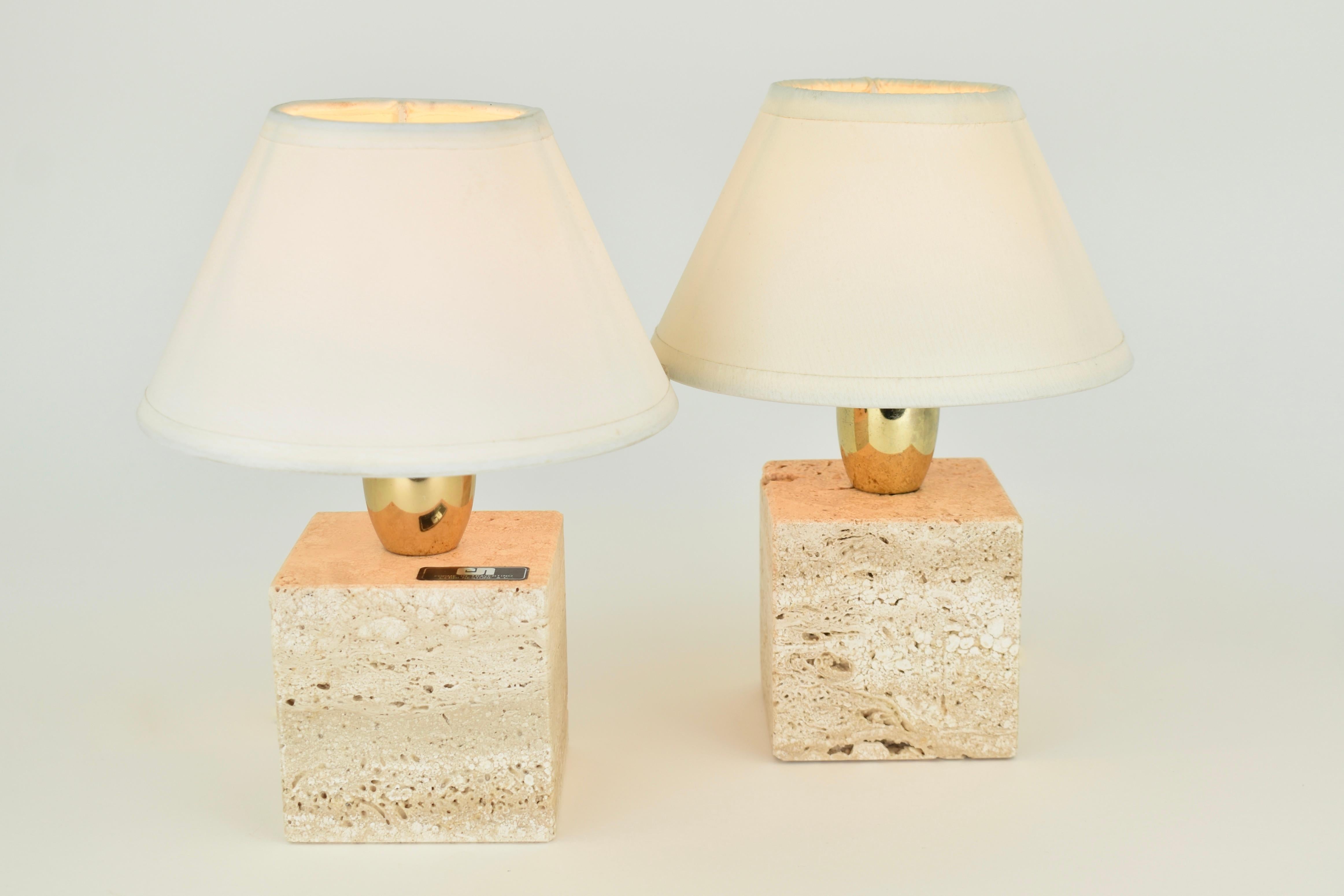 Mid-Century Modern Cerri Nestore & C. Set of Travertine Table Lights, Italy 1970s For Sale