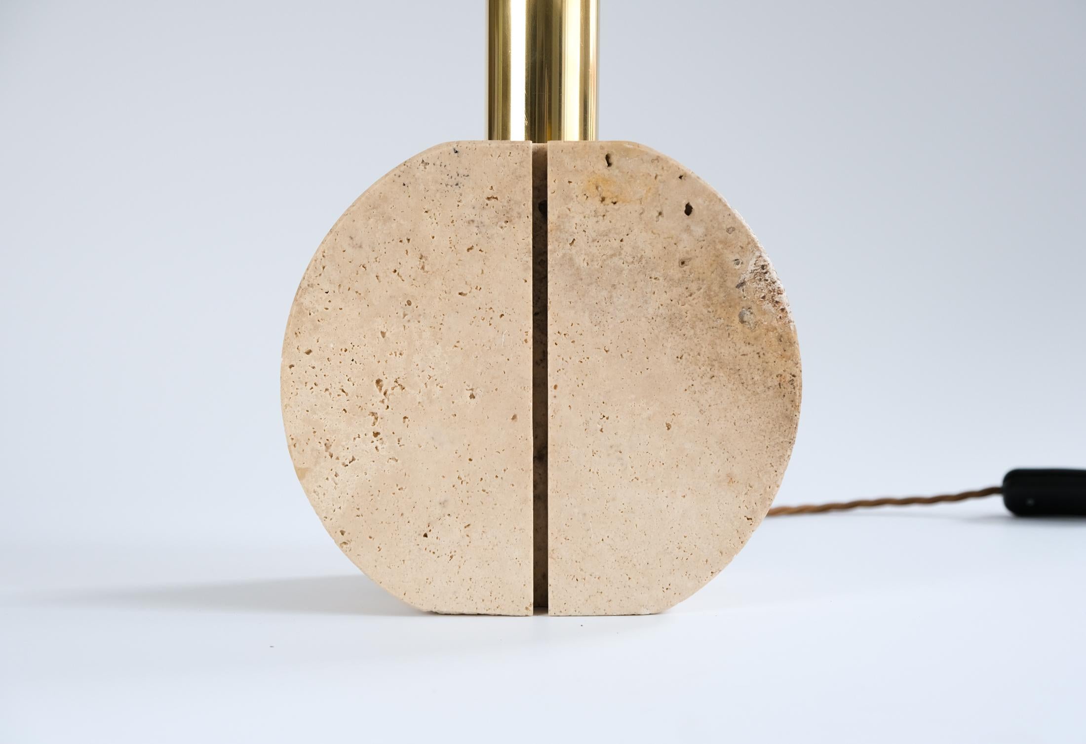 Limestone Cerri Nestore Mid-Century Modern Brass & Travertine Table Lamp, Italy c.1970s