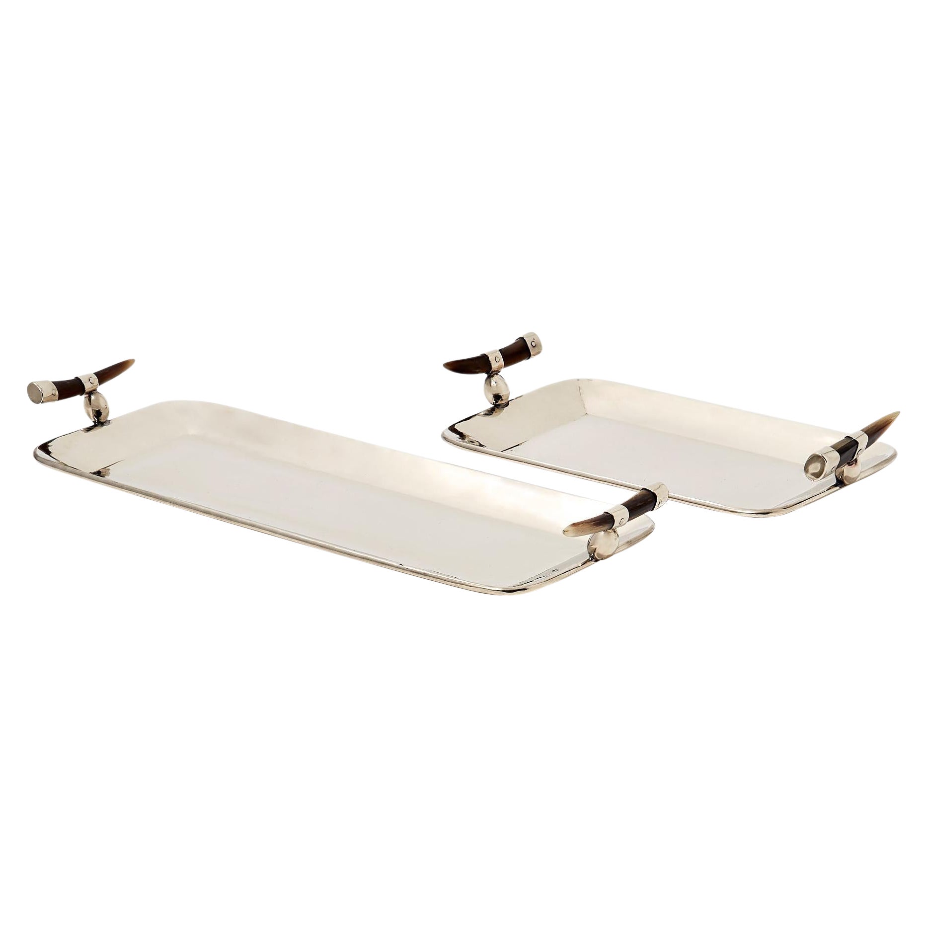 Bandeja rectangular pequeña Cerro, hueso crema y plata alpaca Argentino en venta