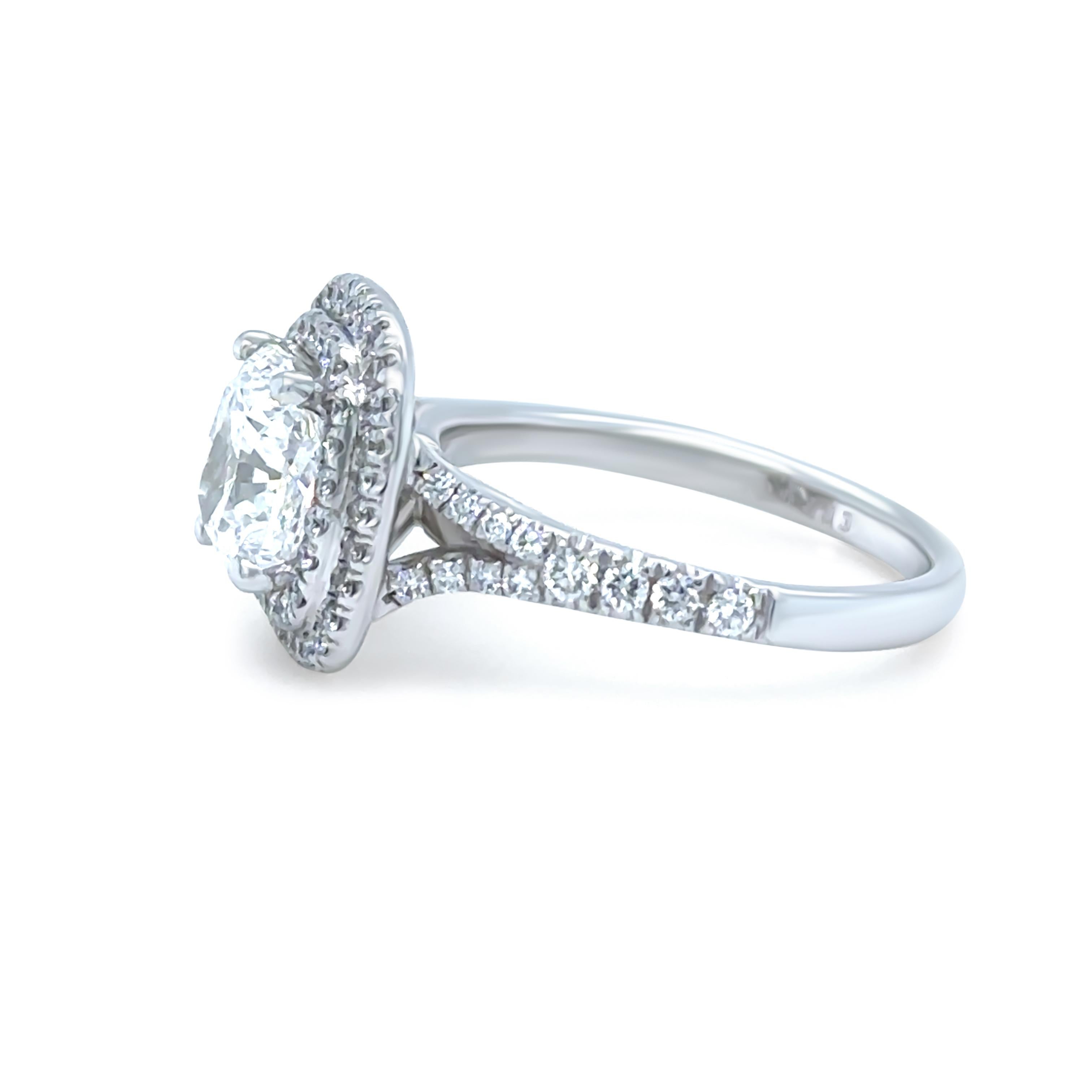 Cerrone 18ct White Gold Double Halo Cushion Cut Diamond Ring 2.27ct Excellent état - En vente à SYDNEY, NSW