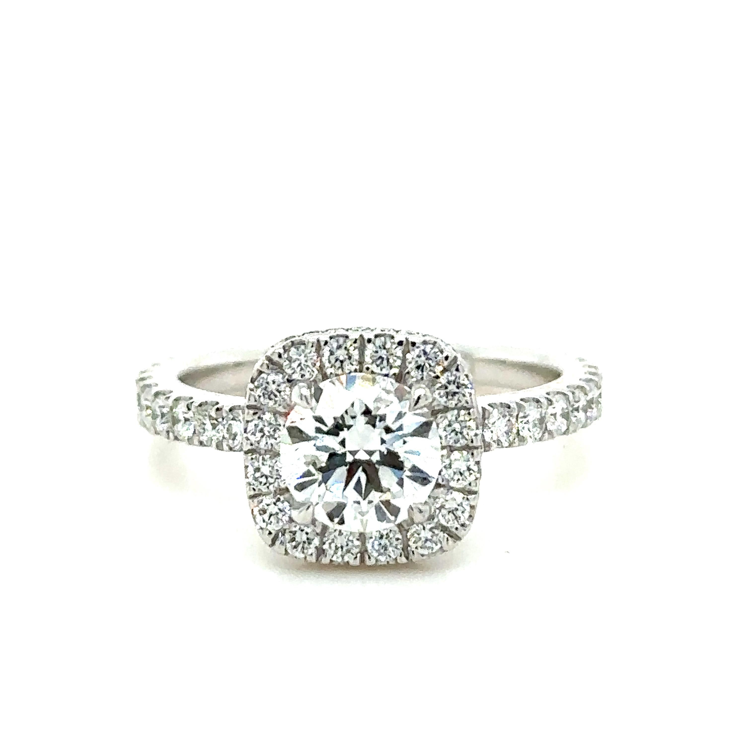 Unique features:

Diamond engagement ring. Made of 18 kt White Gold, in a halo setting, and weighing 4.63 gm. Stamped: Cerrone 750.

Set with a Round, brilliant cut Diamond, colour D, and clarity VS2. Weighing 1.01 ct. Certificate provided from GIA.