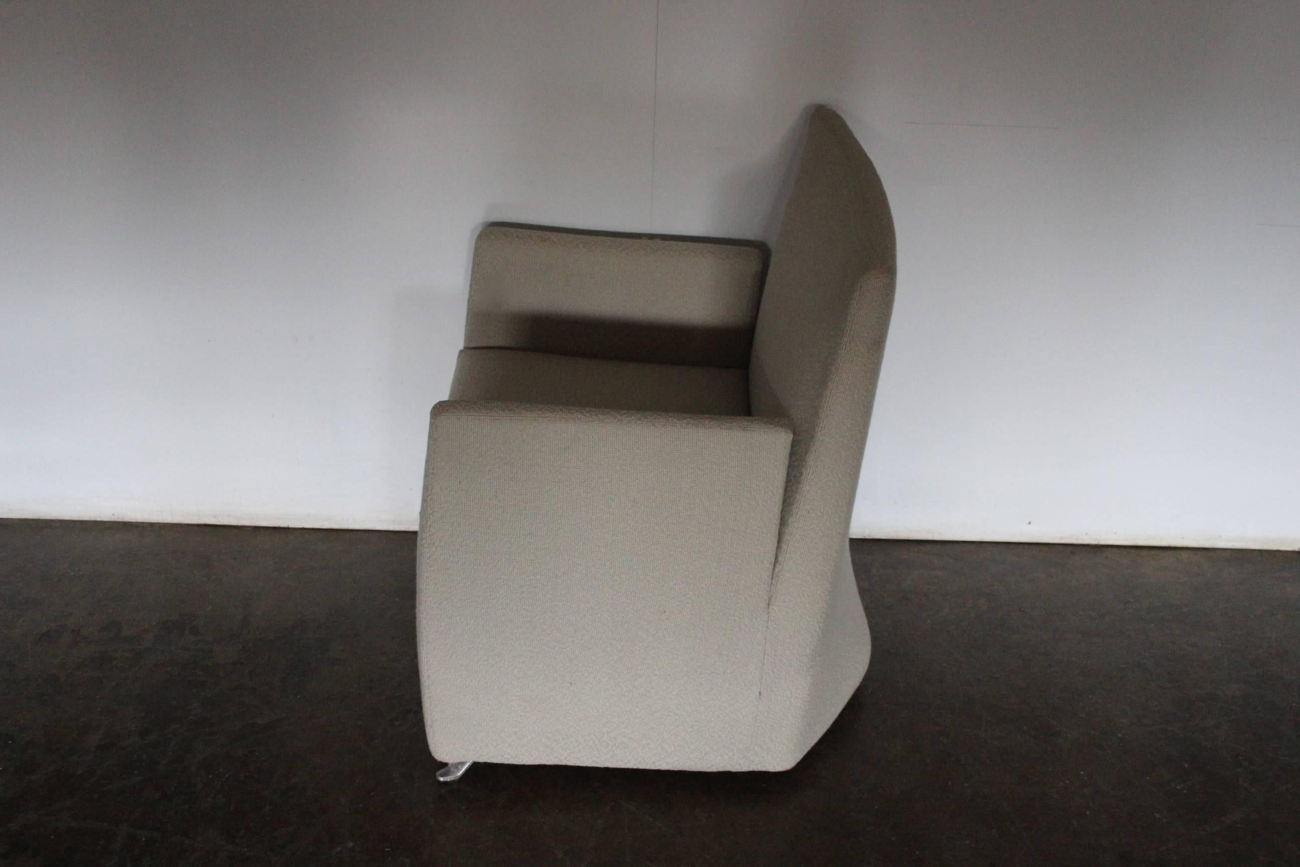 Laine Fauteuil Capri de Cerruti Baleri Italia en tissu bouclé