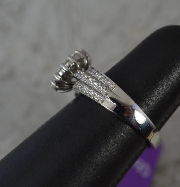 Cert 1.00ct Diamond and Platinum Tomas Rae Cluster Ring Ltd Ed 10 For ...