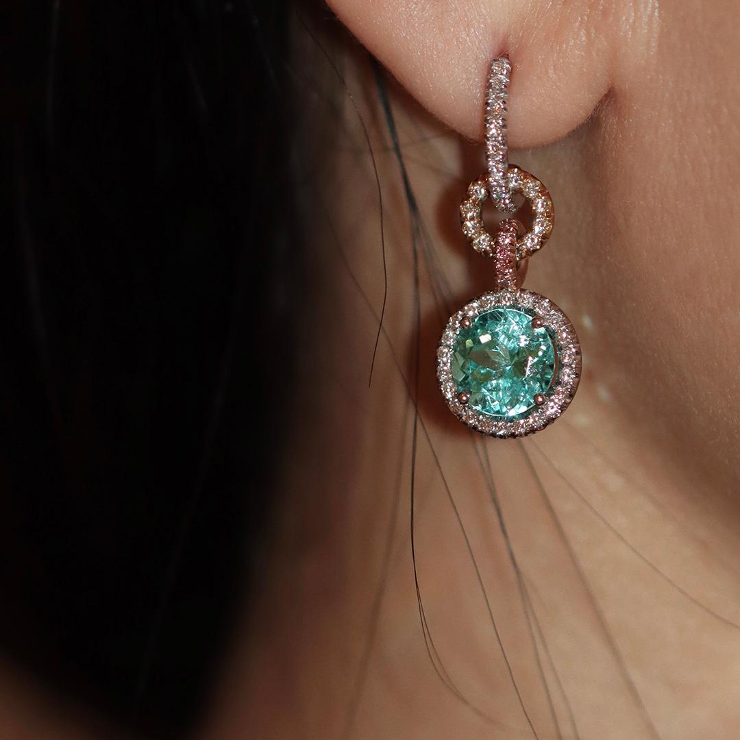 Cert. 4.27 Ct Neon Paraiba Tourmaline Boucles d'oreilles Halo en diamant blanc et rose 10