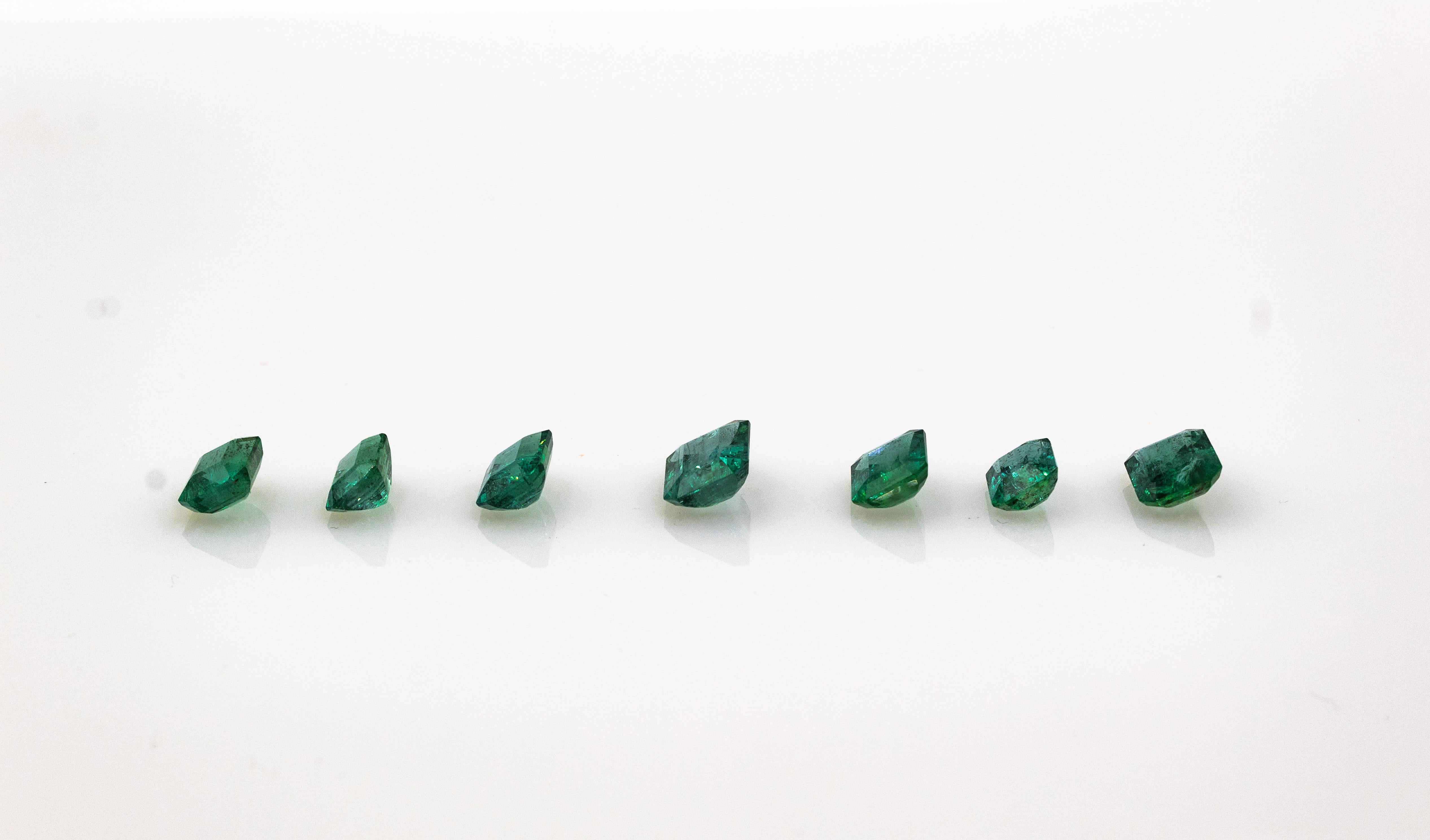 Certifiable Zambia Octagon Cut 2.98 Carat Emerald Loose Gemstone 5