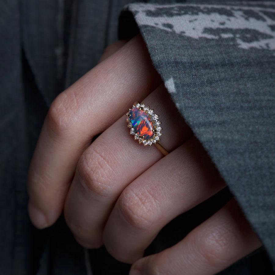 Certificated Black Opal Halo Diamond Engagement Ring 18K Gold In New Condition For Sale In Suwanee, GA