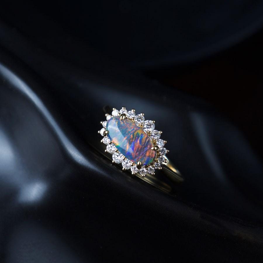Women's or Men's Certificated Black Opal Halo Diamond Engagement Ring 18K Gold For Sale