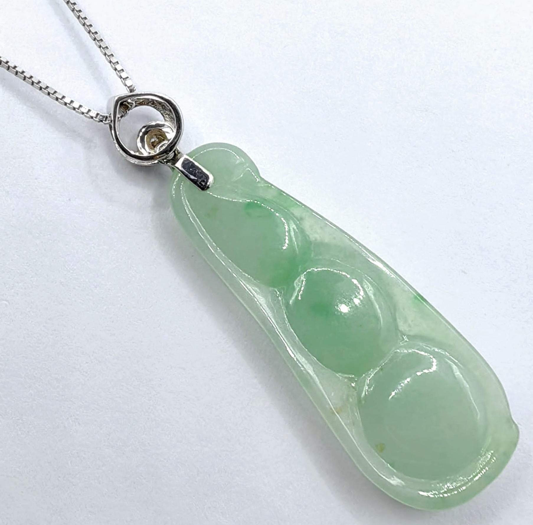 Contemporary Certified 0.2ct Diamond Light Green Jadeite Jade Bean Pendant in 18K White Gold For Sale