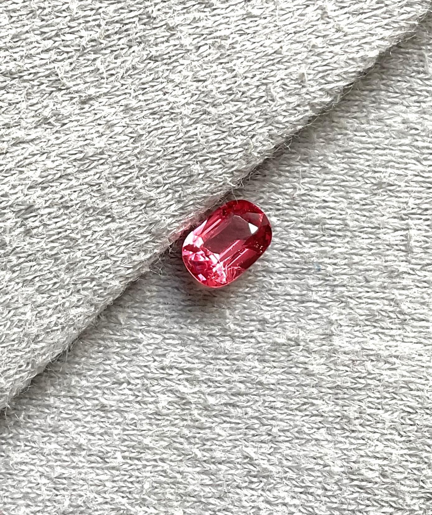 Certified 0.74 Carat vivid orangy red Burmese spinel cutstone natural gem spinel In New Condition In Jaipur, RJ