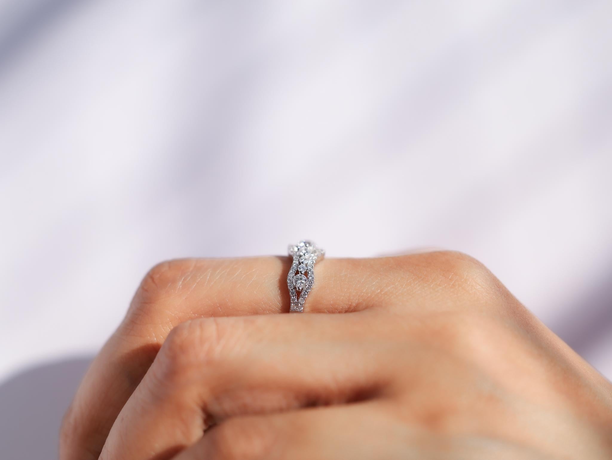 0.85ct Round-Cut Diamond Cluster Engagement Ring in 18K White Gold – Brilliance For Sale 2