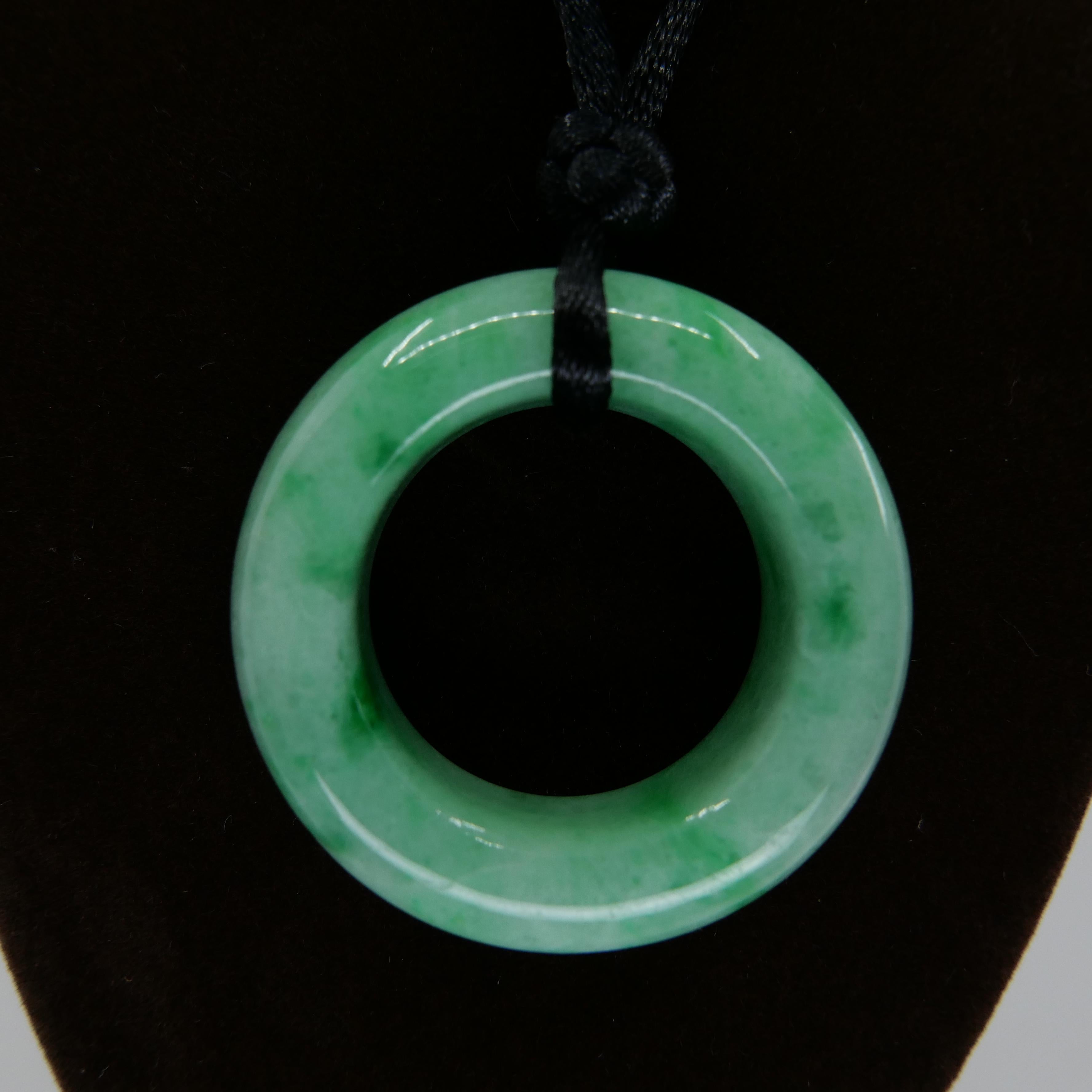 Certified 100 Carat Jadeite Jade Peace Pendant, Apple Green, Substantial For Sale 9