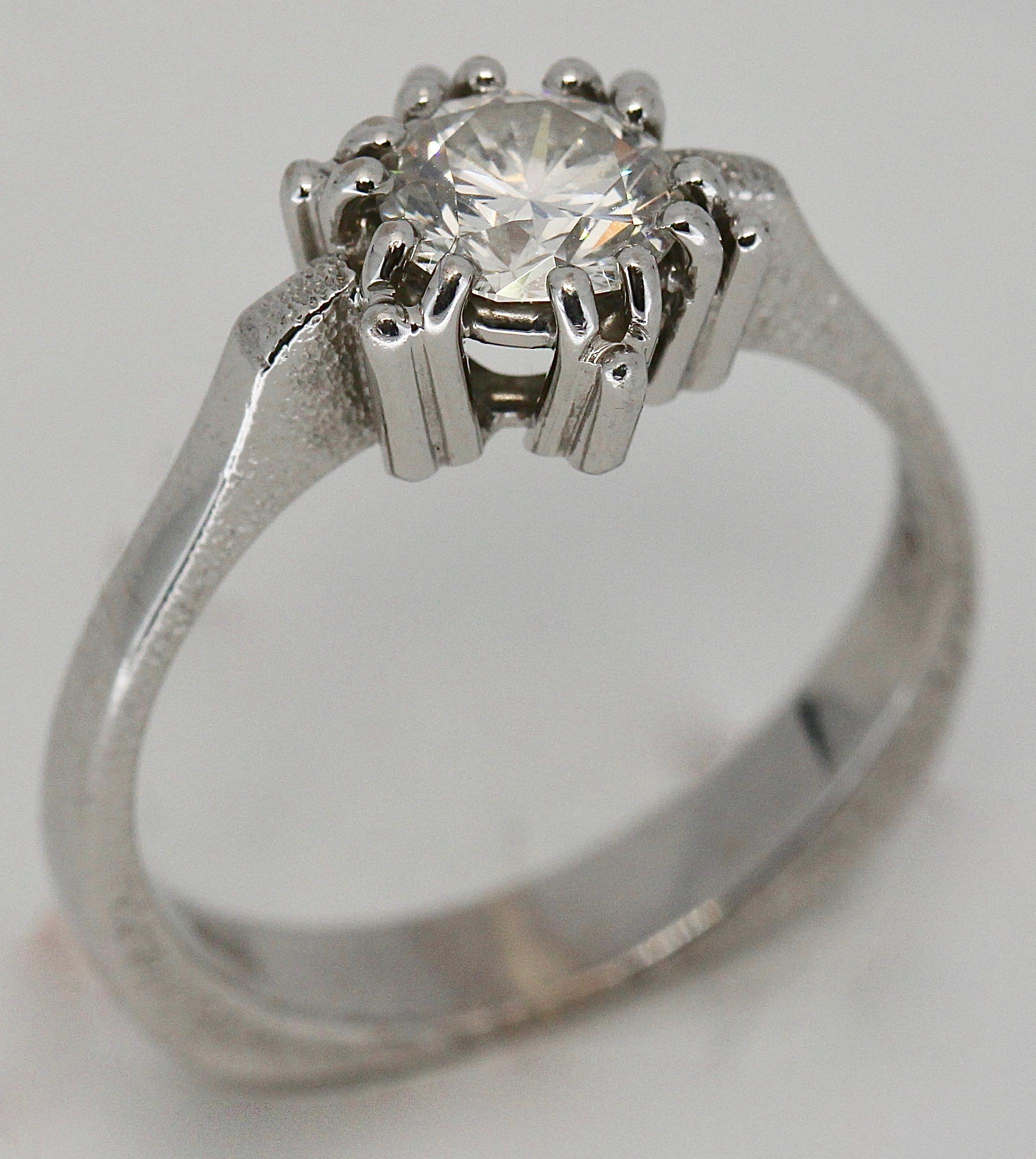 Modern Certified 1.01 Carat Flawless, Top Wesselton Diamond Solitaire, White Gold Ring For Sale