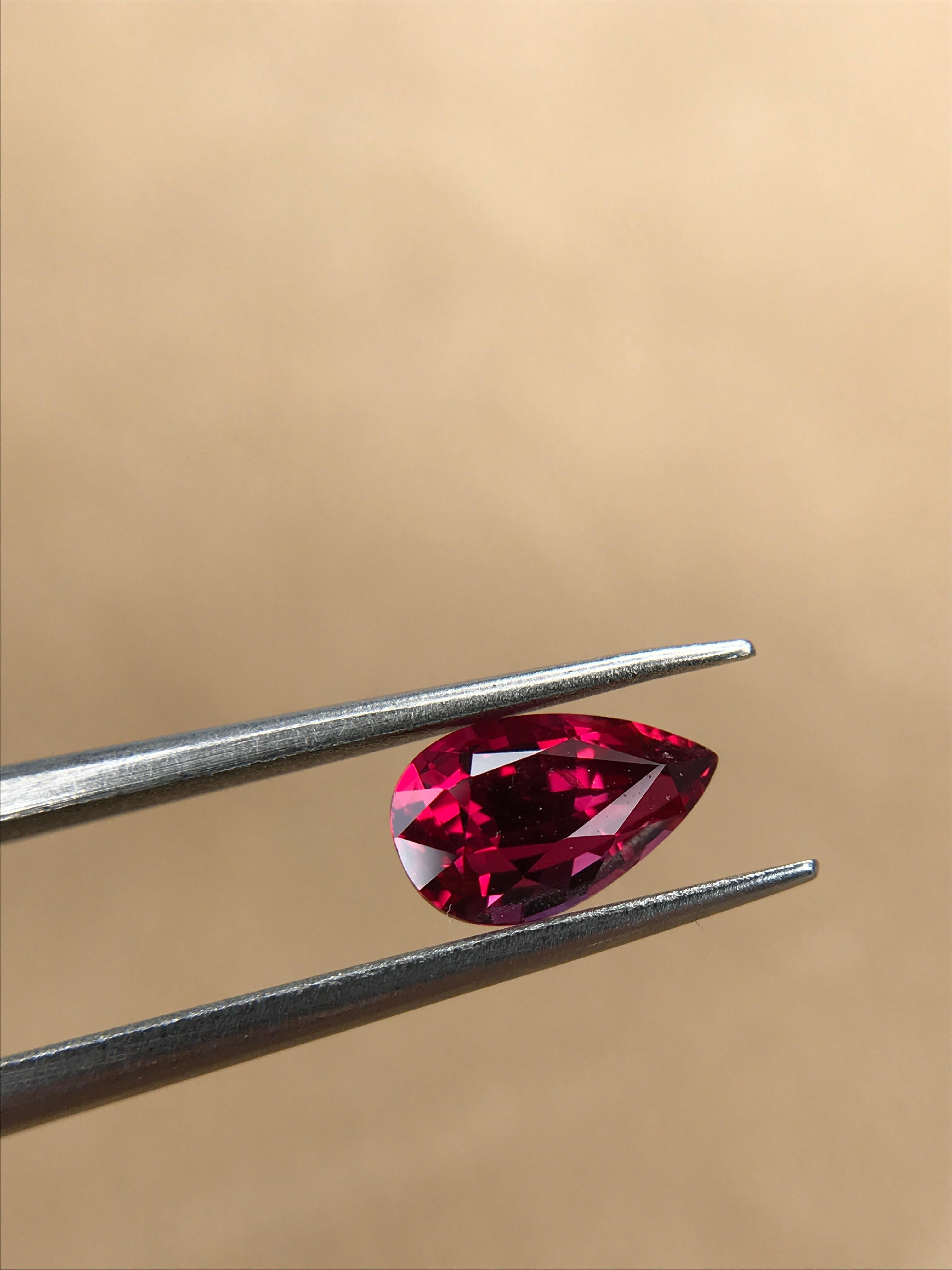 Contemporary 1.01 Carat Natural Pear-Shaped Ruby For Sale
