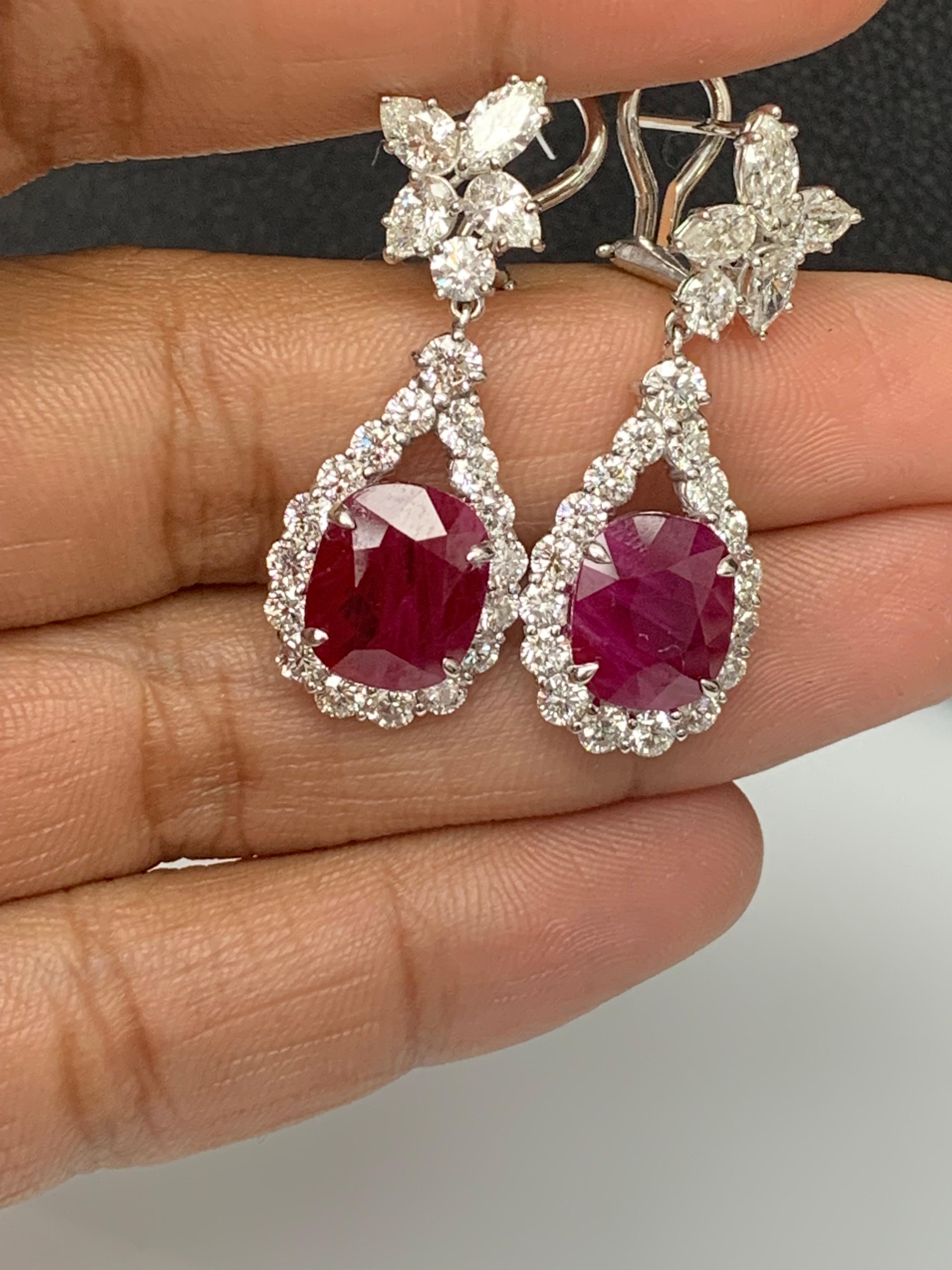 Boucles d'oreilles en goutte en or blanc 18 carats avec rubis de Birmanie certifié de 10,18 carats et diamants en vente 5