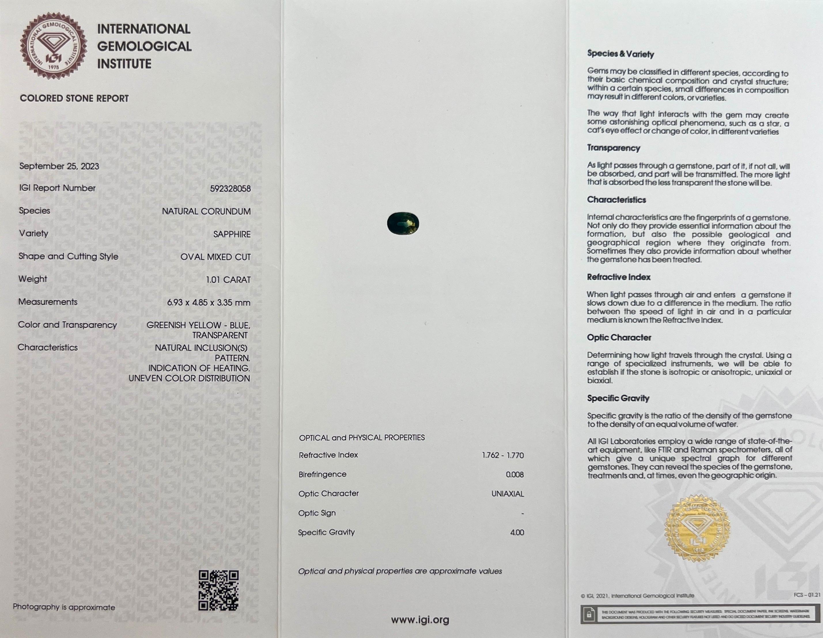 Taglio ovale Ciondolo aureola nascosta in oro 18 carati con zaffiro di colore parziale certificato da 1,01 ct. in vendita