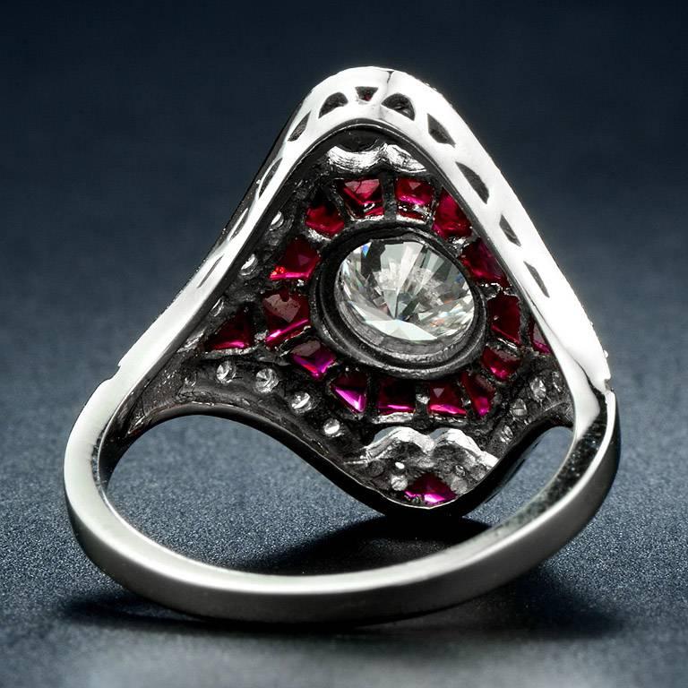 Certified 1.02 Carat Diamond Ruby Platinum Cocktail Ring In New Condition In Bangkok, TH