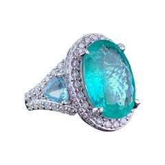 Bague cocktail à trois pierres en diamant et tourmaline paraiba certifiée de 10::66 carats