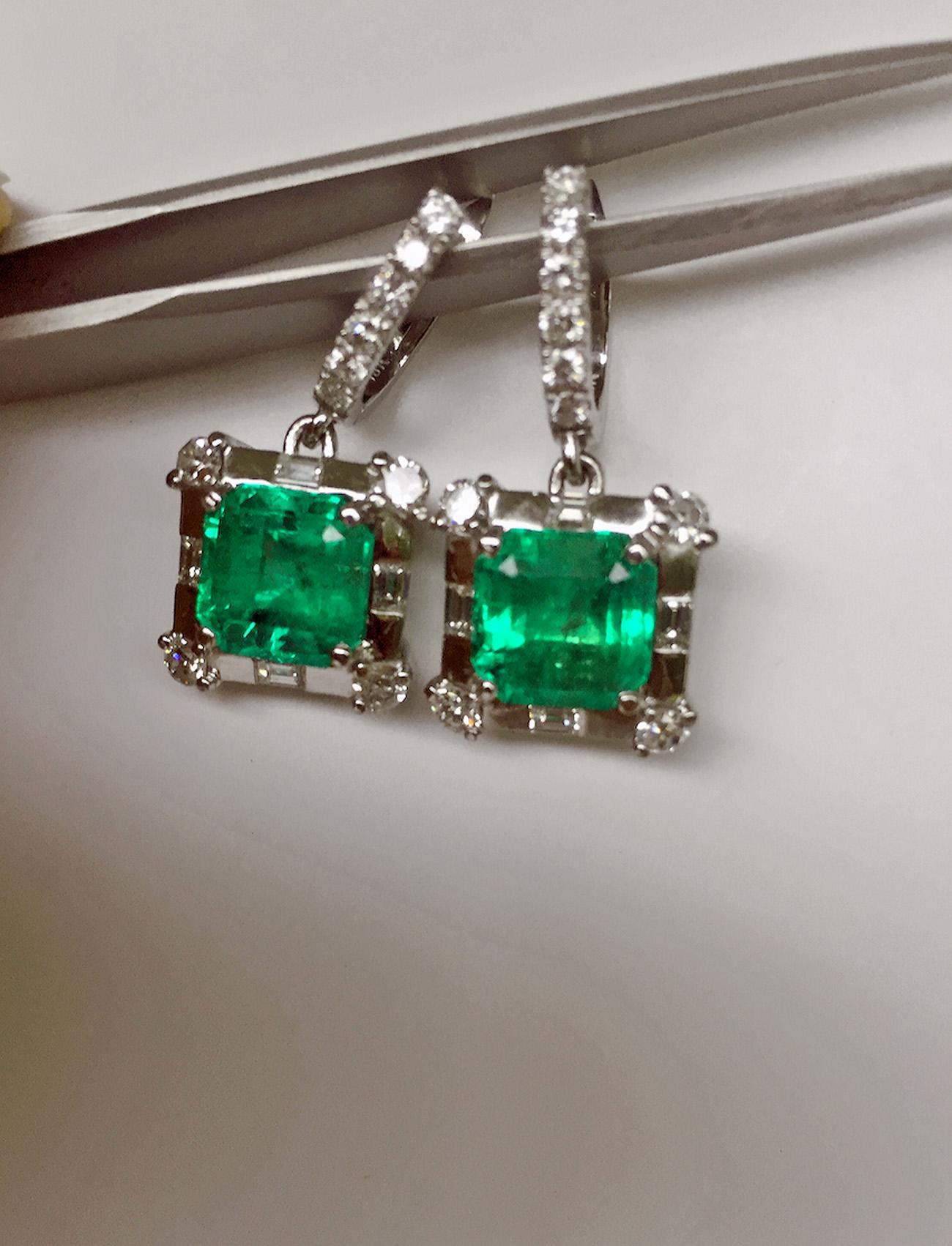 Art Deco Certified 10.77 Carat Asscher Colombian Emerald Diamond Earrings 18 Karat For Sale