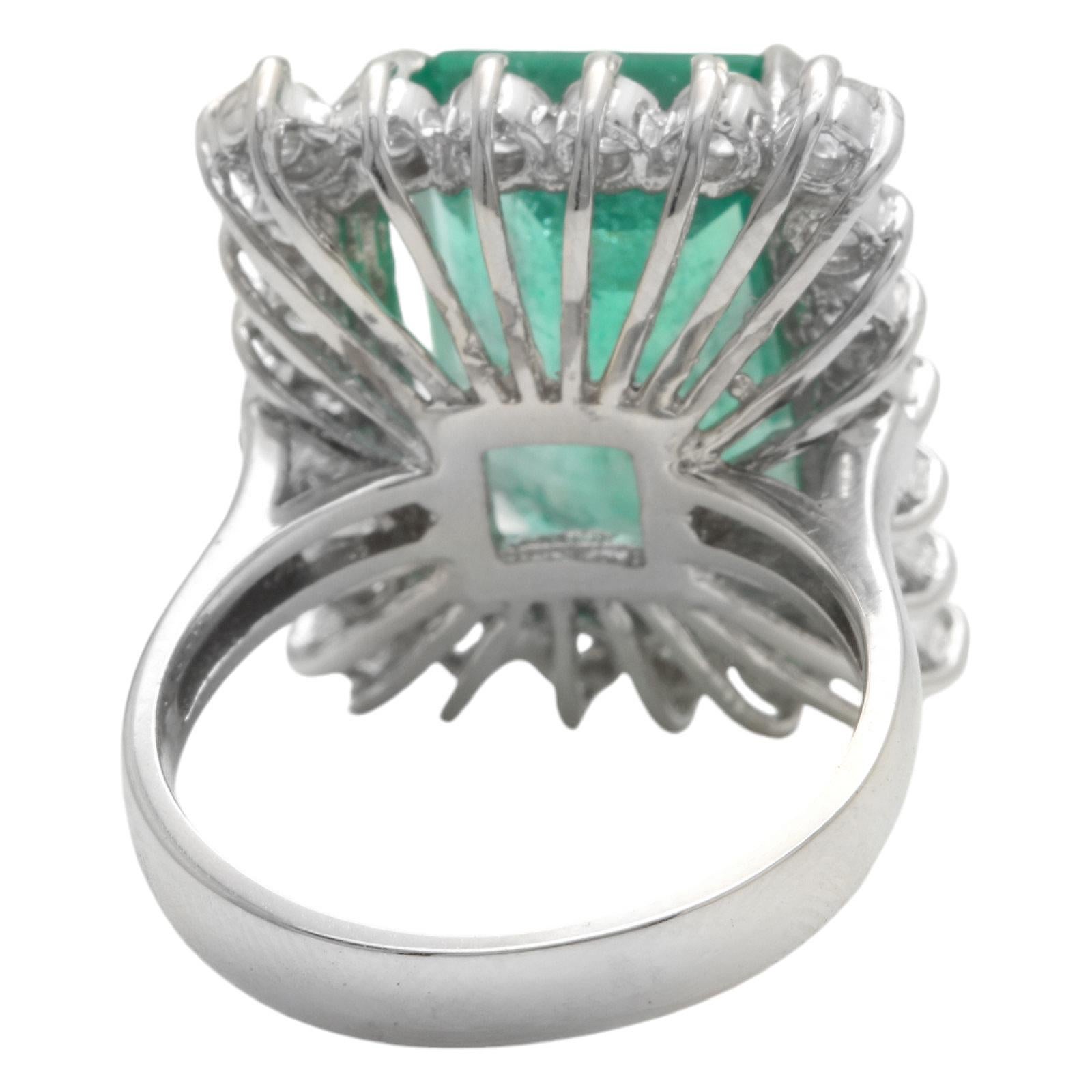 CERTIFIED! 10.88 Carats Natural Emerald and Diamond 14K Solid White Gold Ring In New Condition For Sale In Los Angeles, CA