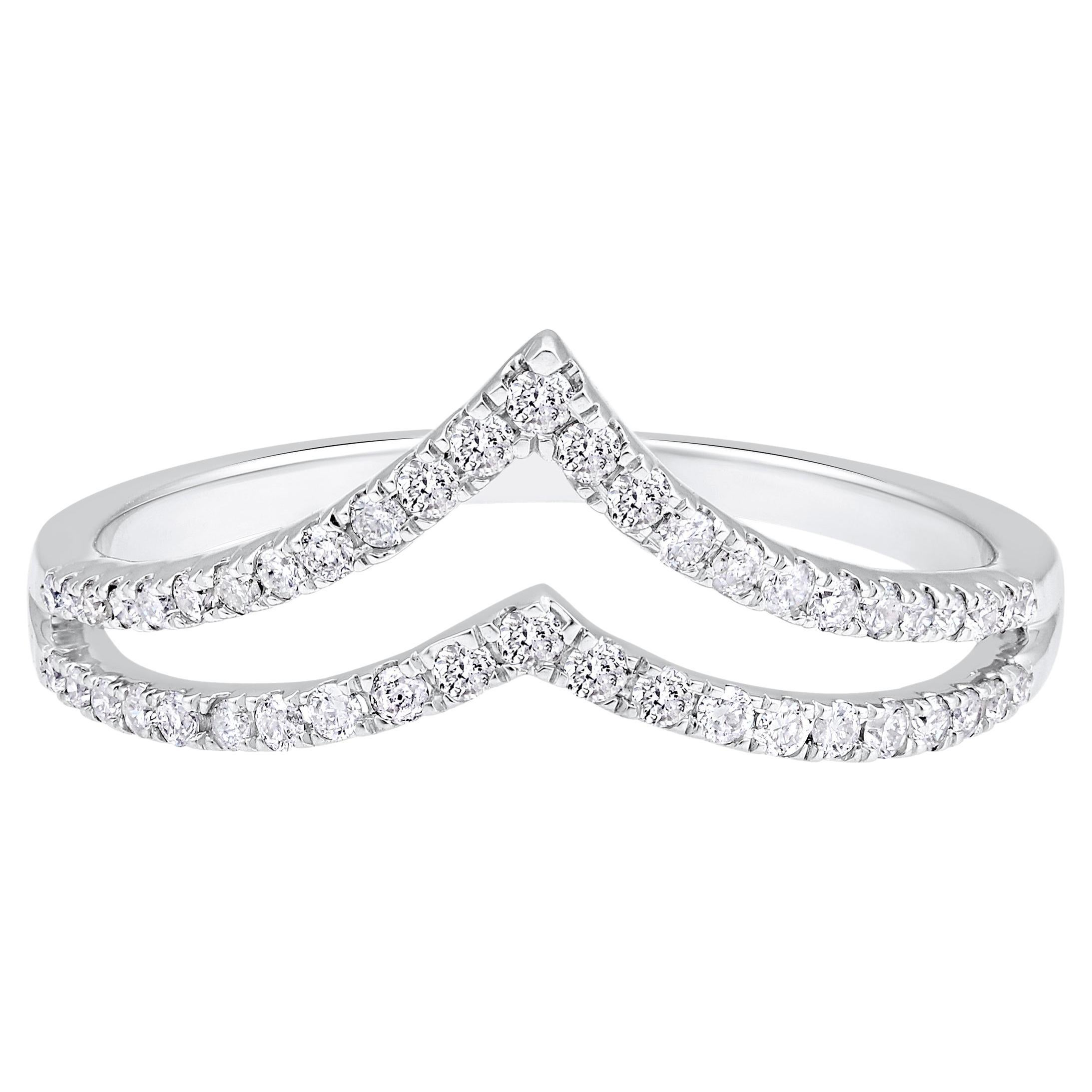 Certified 10k Gold 0.3 Carat Natural Diamond Designer 2 Cuved v Crown White Ring For Sale