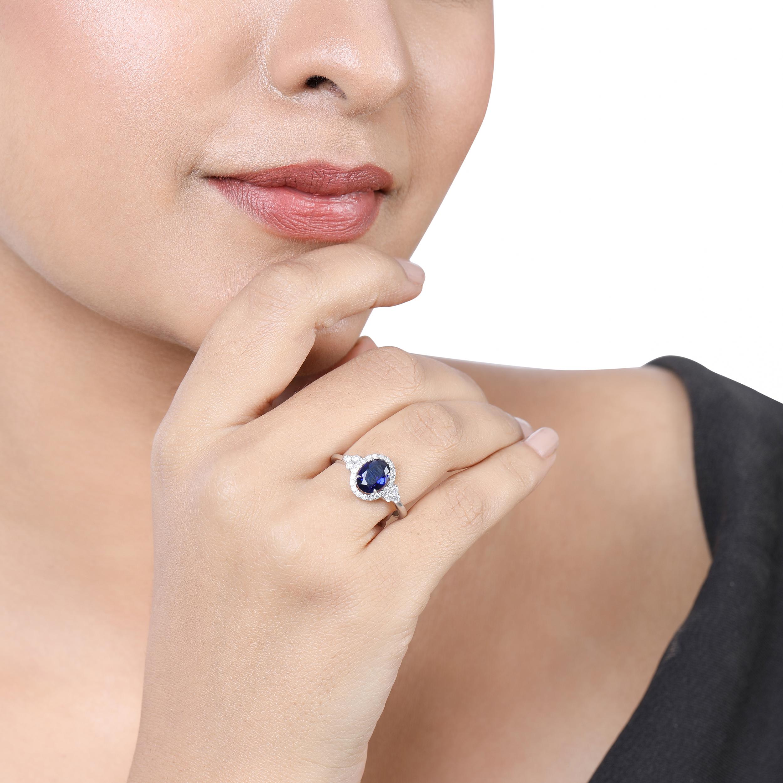 Brilliant Cut Certified 10k Gold 1.34 Carat Natural Diamond W/ Lab Sapphire Oval Halo Ring For Sale