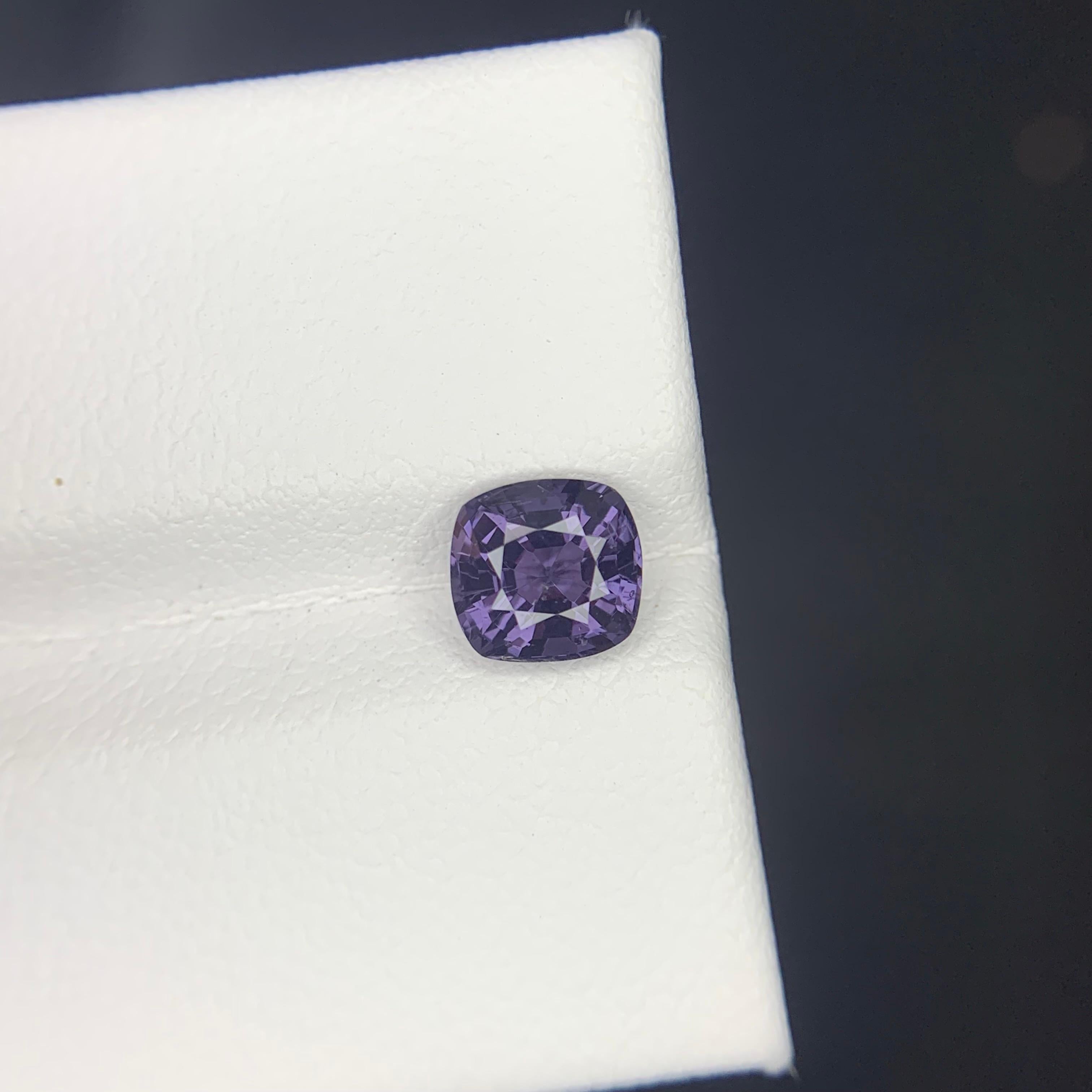 Certified 1.12 Carat Natural Loose Purple Spinel Gemstone From Tanzania im Angebot 6