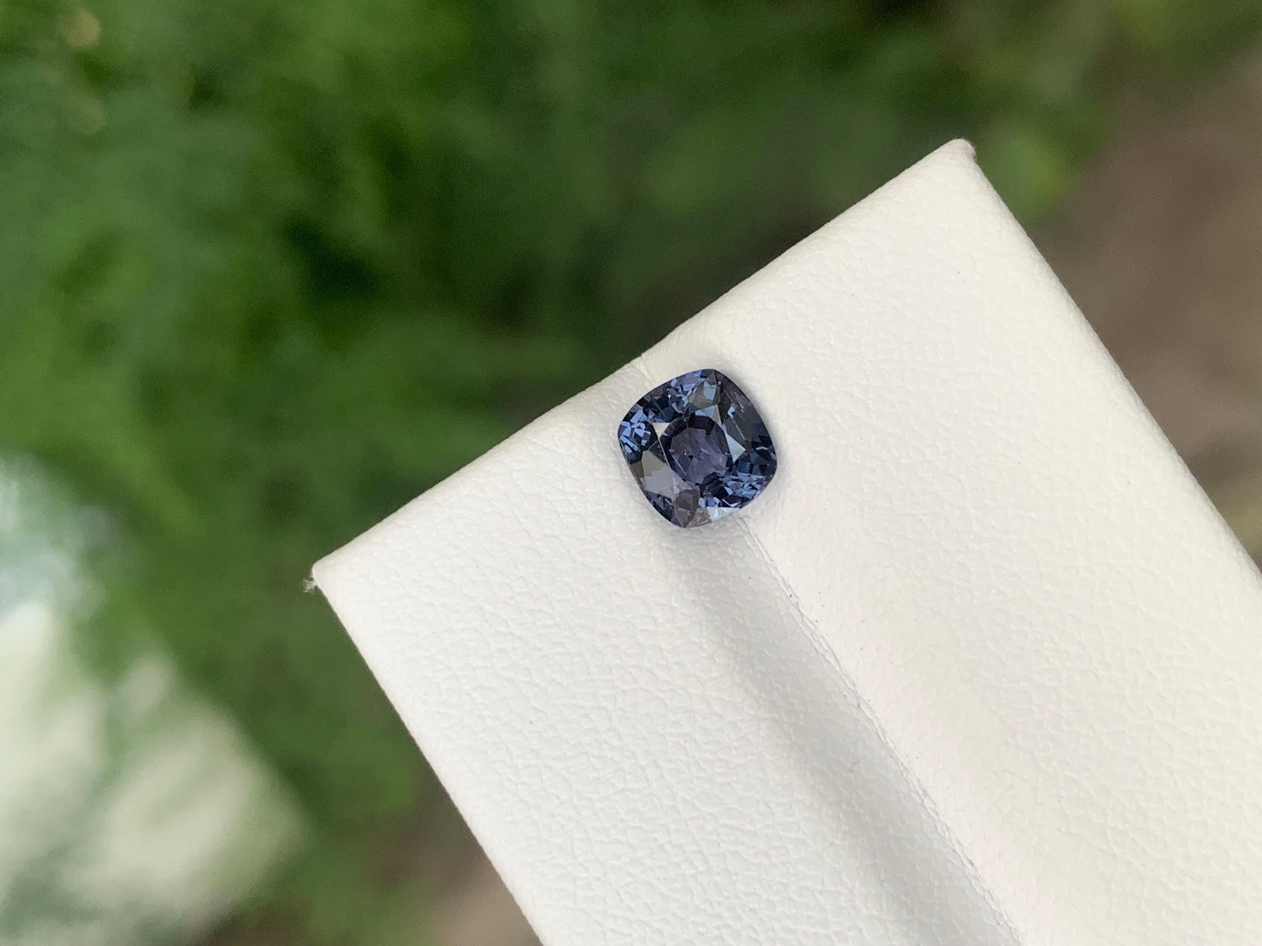 Certified 1.12 Carat Natural Loose Purple Spinel Gemstone From Tanzania (Arts and Crafts) im Angebot