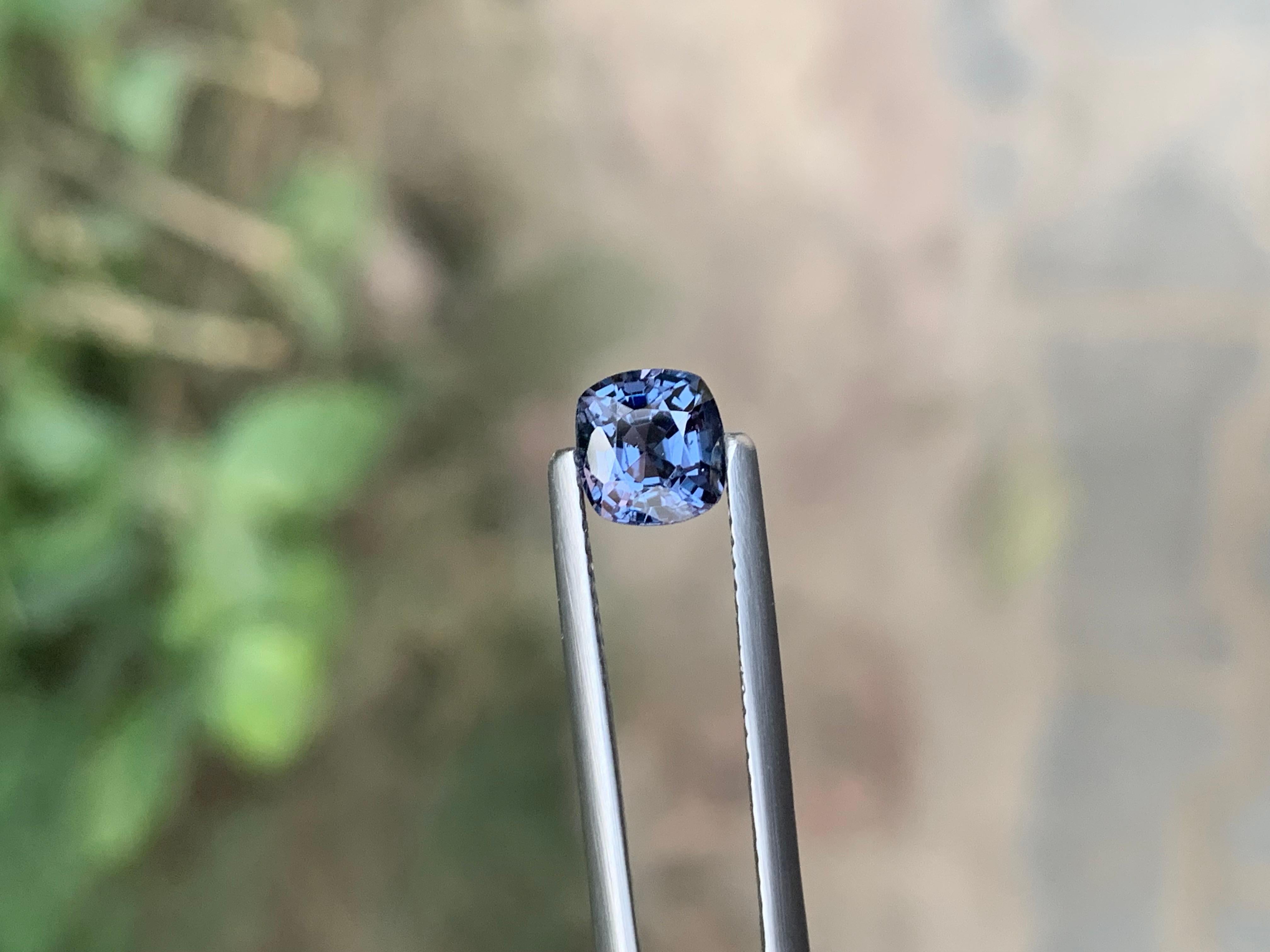 Certified 1.12 Carat Natural Loose Purple Spinel Gemstone From Tanzania für Damen oder Herren im Angebot