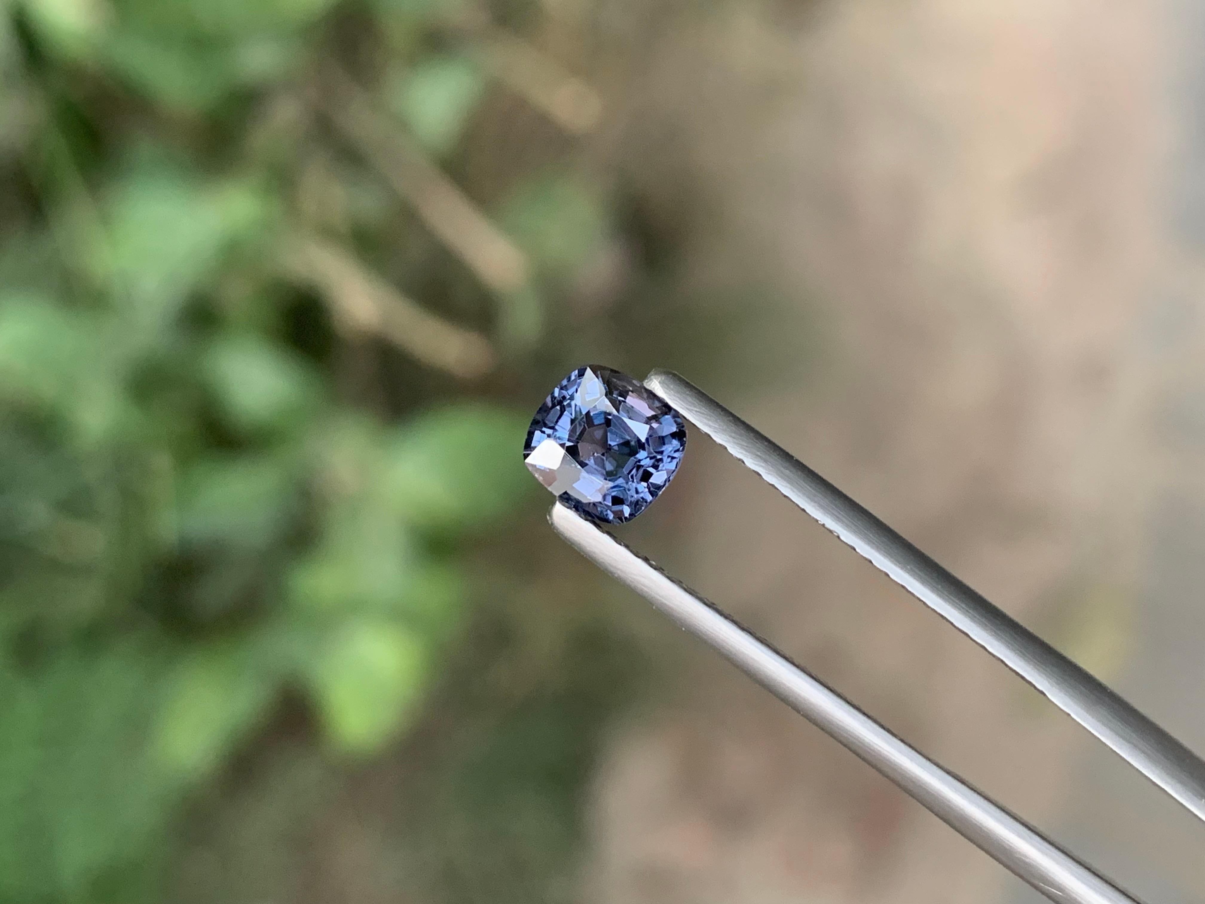 Certified 1.12 Carat Natural Loose Purple Spinel Gemstone From Tanzania im Angebot 2