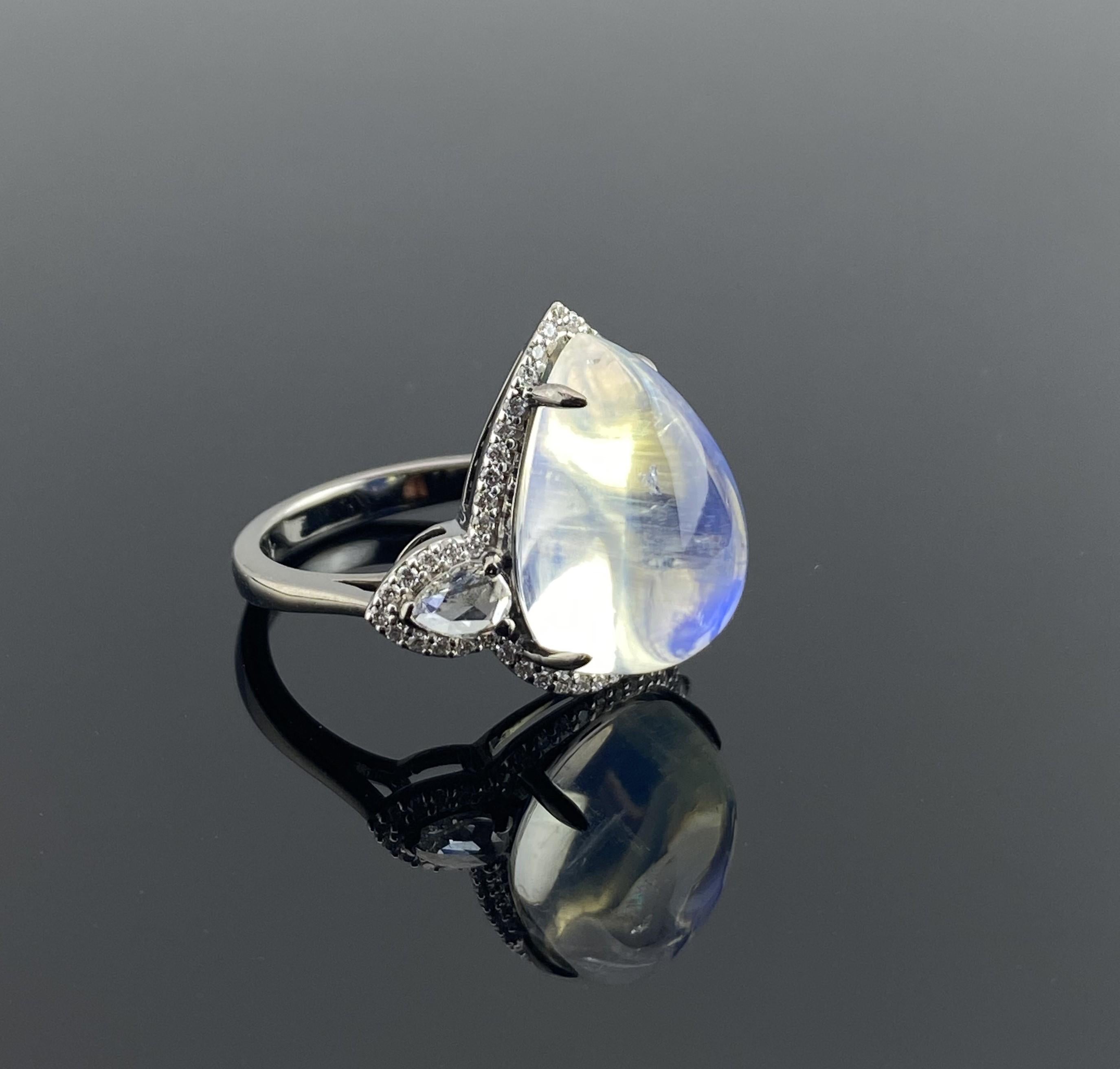 Art Deco Certified 11.67 Carat Moonstone and Diamond Three Stone Cocktail Engagement Ring For Sale