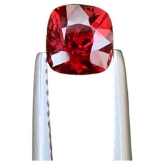Certified 1.17 Carat Natural Loose Red Spinel Gemstone For Jewellery Making