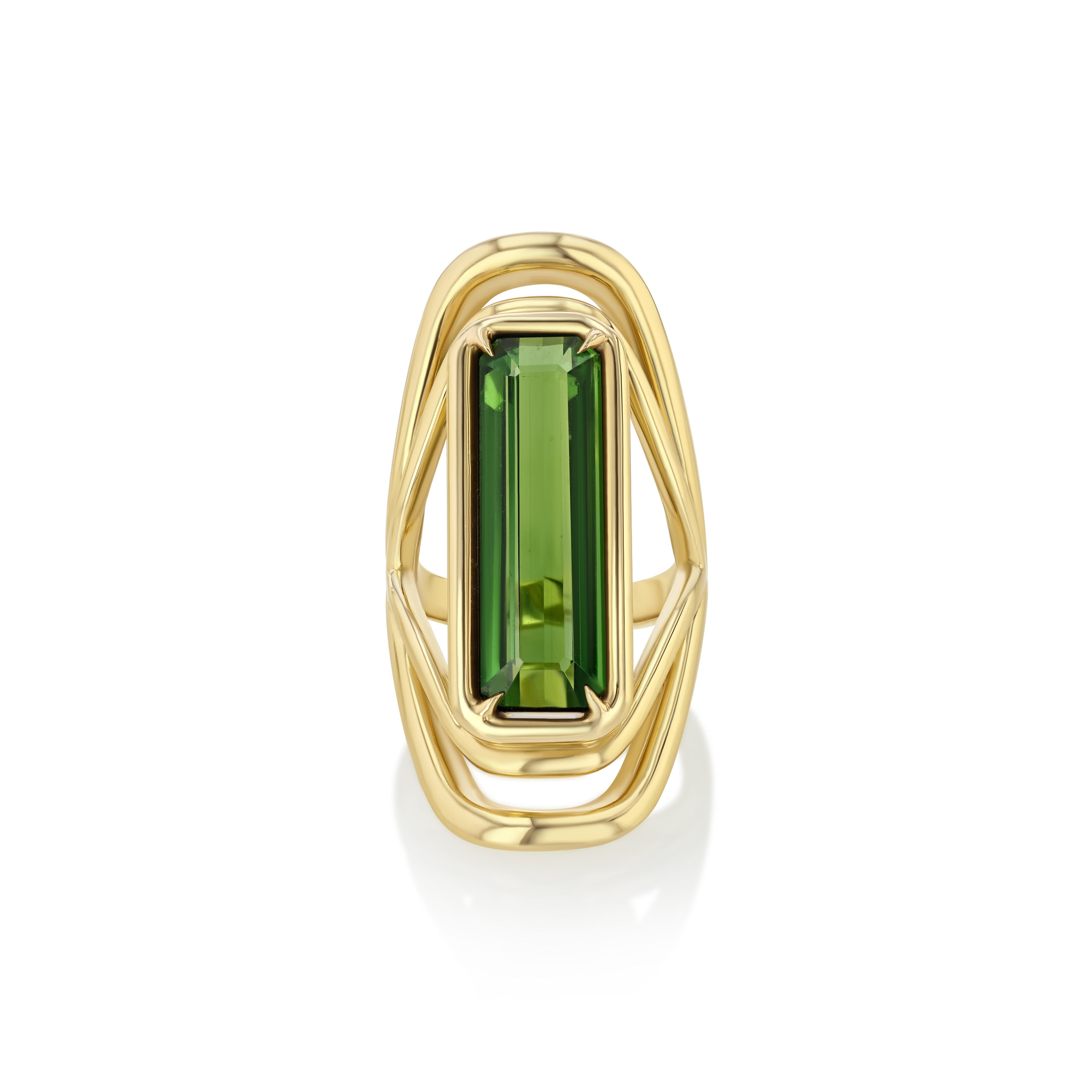 En vente :  Tourmaline verte profonde certifiée 11ct sertie d
or jaune 18k