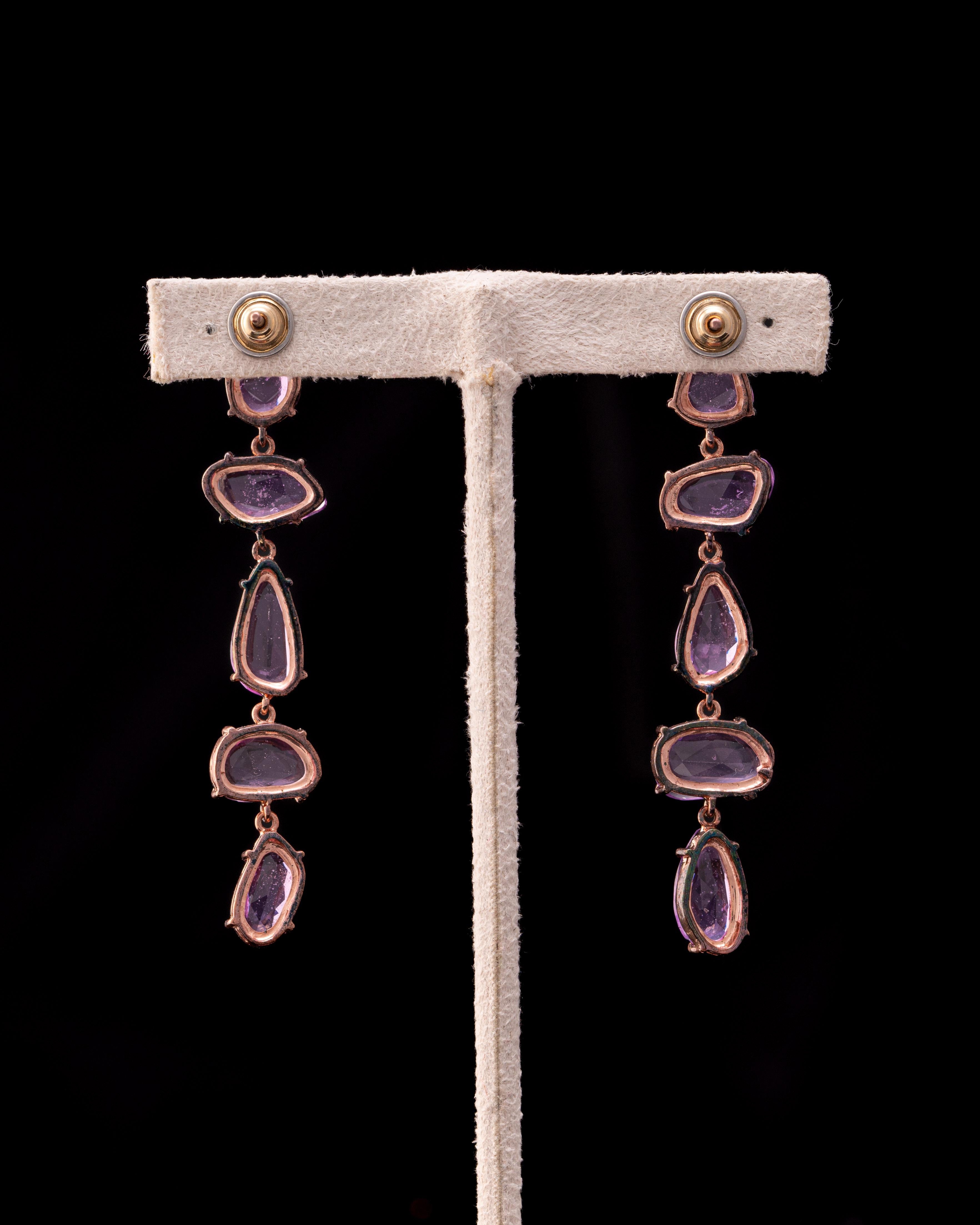 Certified 12 Carat Pink Sapphire Rose Cut Drop Earrings Set in Pink Gold In New Condition For Sale In Bangkok, Thailand