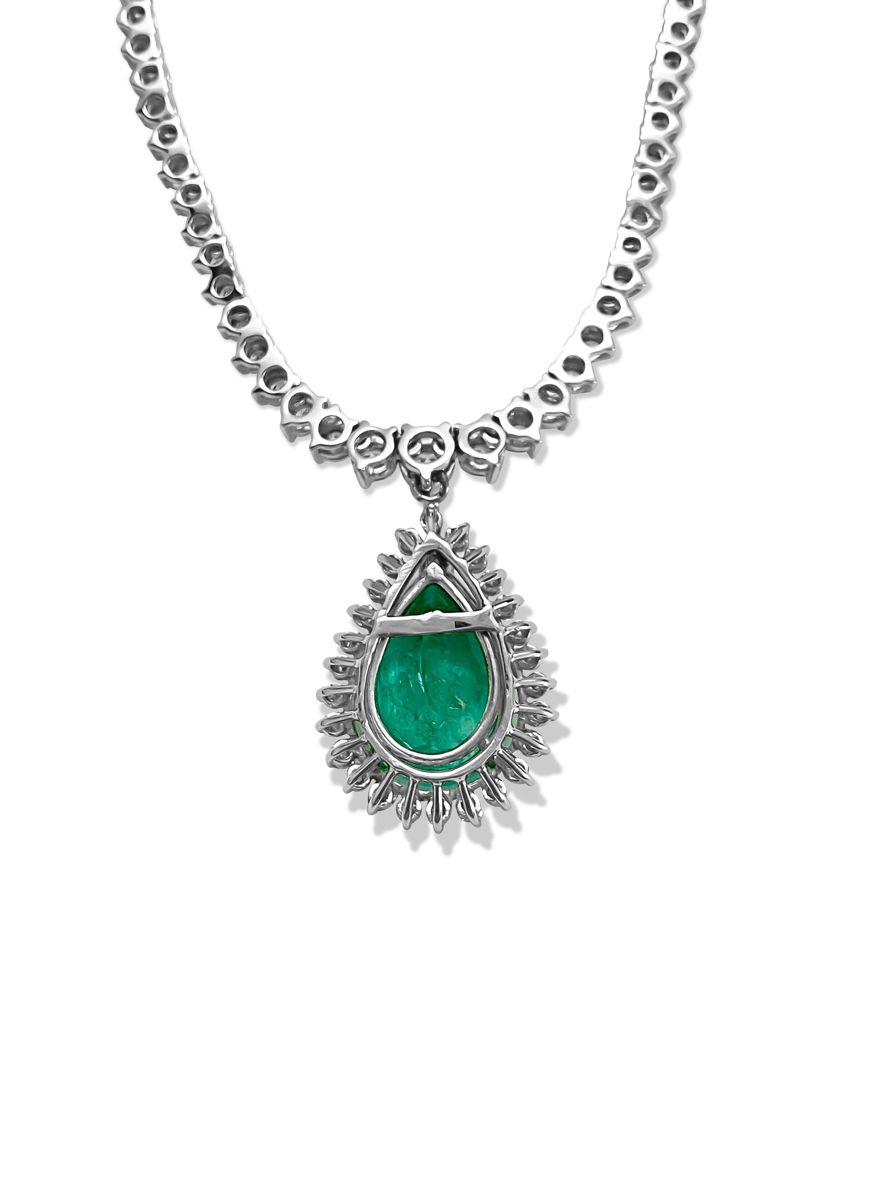 Certified 12.00 Carat Colombian Emerald Diamond Necklace 14 Karat White Gold In New Condition For Sale In Miami, FL